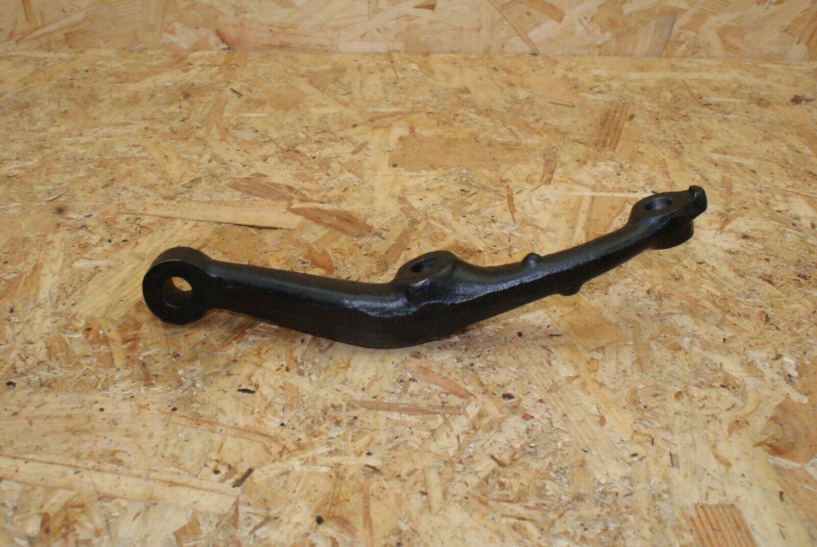 2414 Mercedes-Benz W123 280E Front Axle Steering Arm Right Side