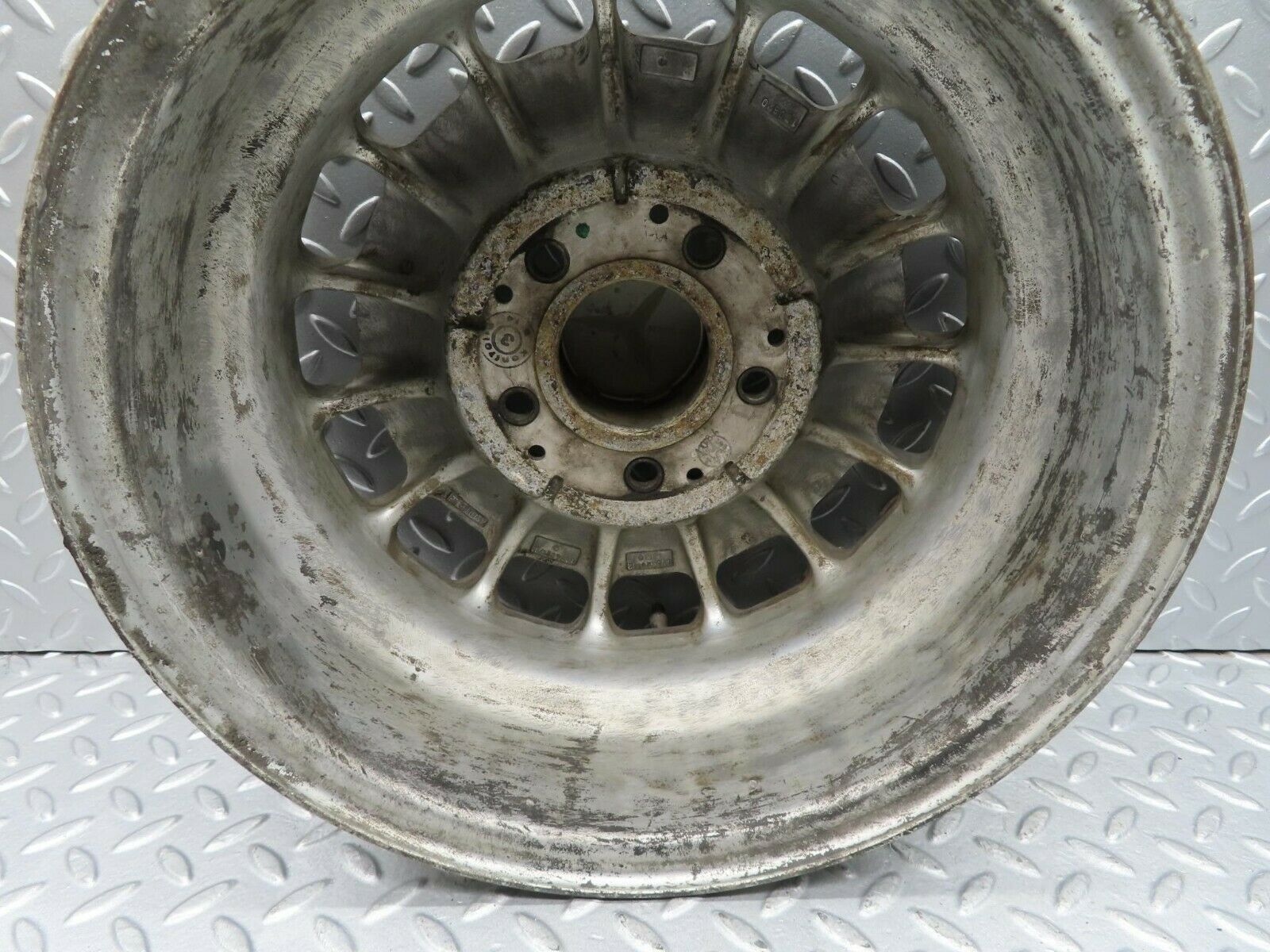 12139 Mercedes-Benz Alloy Wheel Mexican Hat 5.5Jx14H2 ET30 1234001702