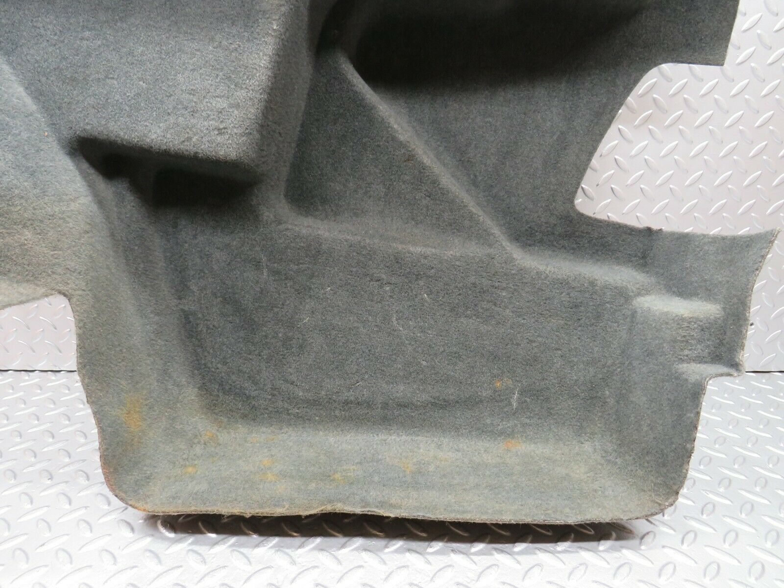 22395 Mercedes-Benz C124 E220 Coupe Trunk Boot Cover Panel Right Side