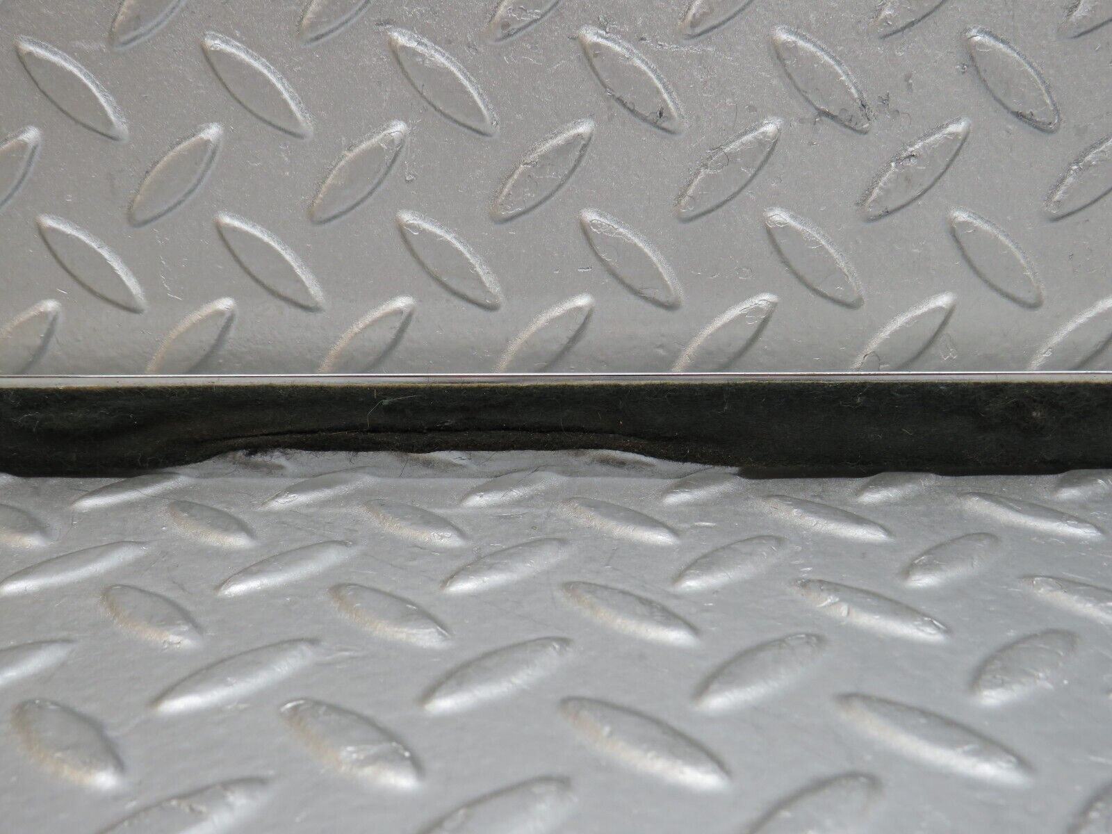 37468 Mercedes-Benz W109 300SEL Dashboard Chrome Trim