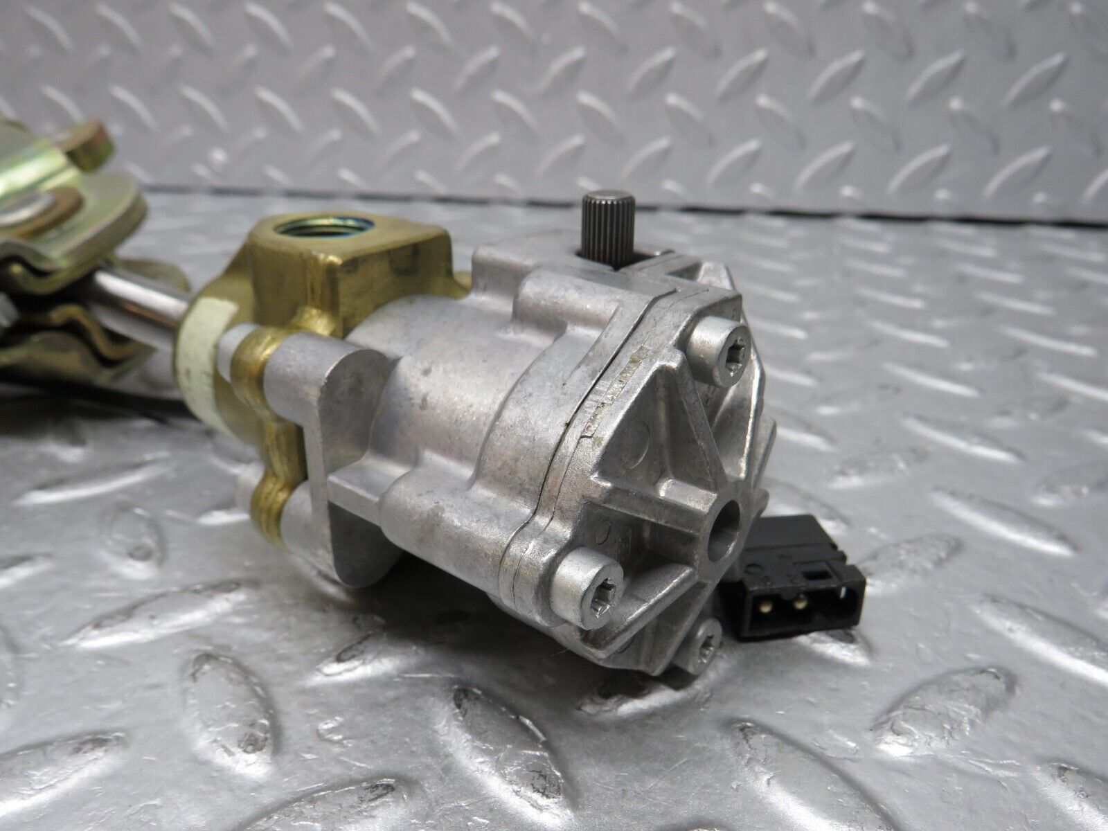 36845 Mercedes-Benz R129 300SL-24 Front Left Seat Recline Mechanism 1299100161