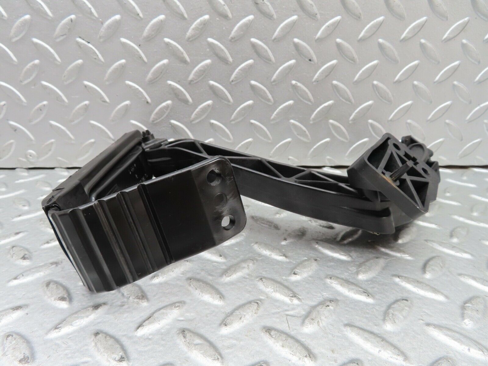 19324 Mercedes-Benz C140 CL420 Coupe Accelerator Pedal 1403011420