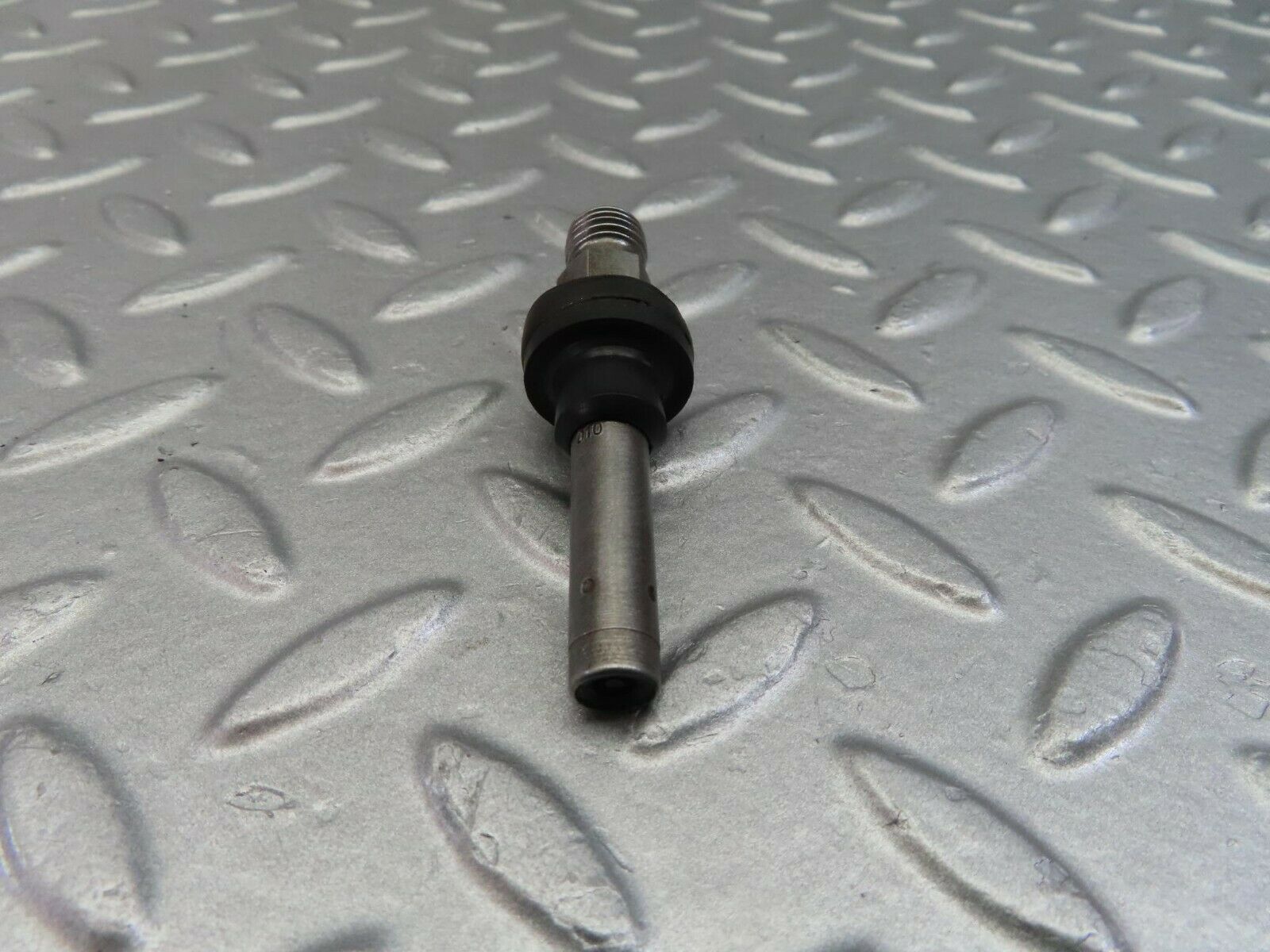 9800 Mercedes-Benz C123 280CE Coupe Fuel Injector Bosch 0437502010