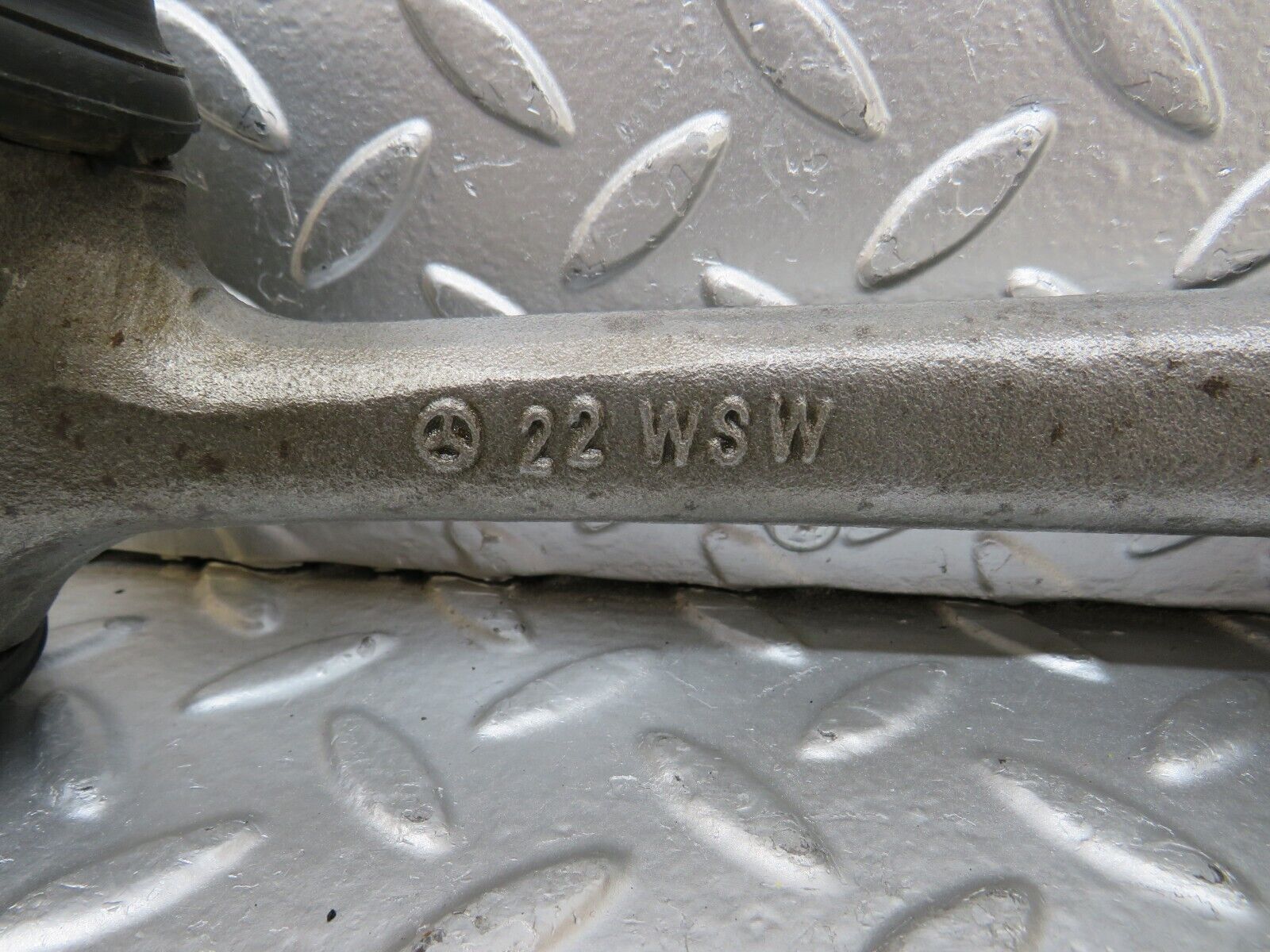 27074 Mercedes-Benz W123 280E Front Left Lower Control Arm New 22WSW