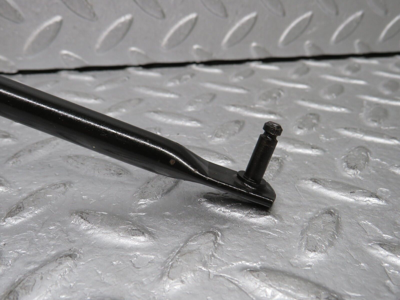 37939 Mercedes-Benz A124 320E Cabriolet Accelerator Pedal Linkage 2013010218