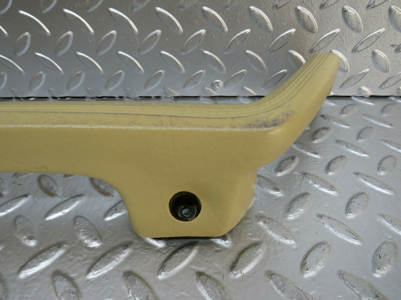 23933 Mercedes-Benz W123 280E Left Interior Door Handle Beige 1239701701