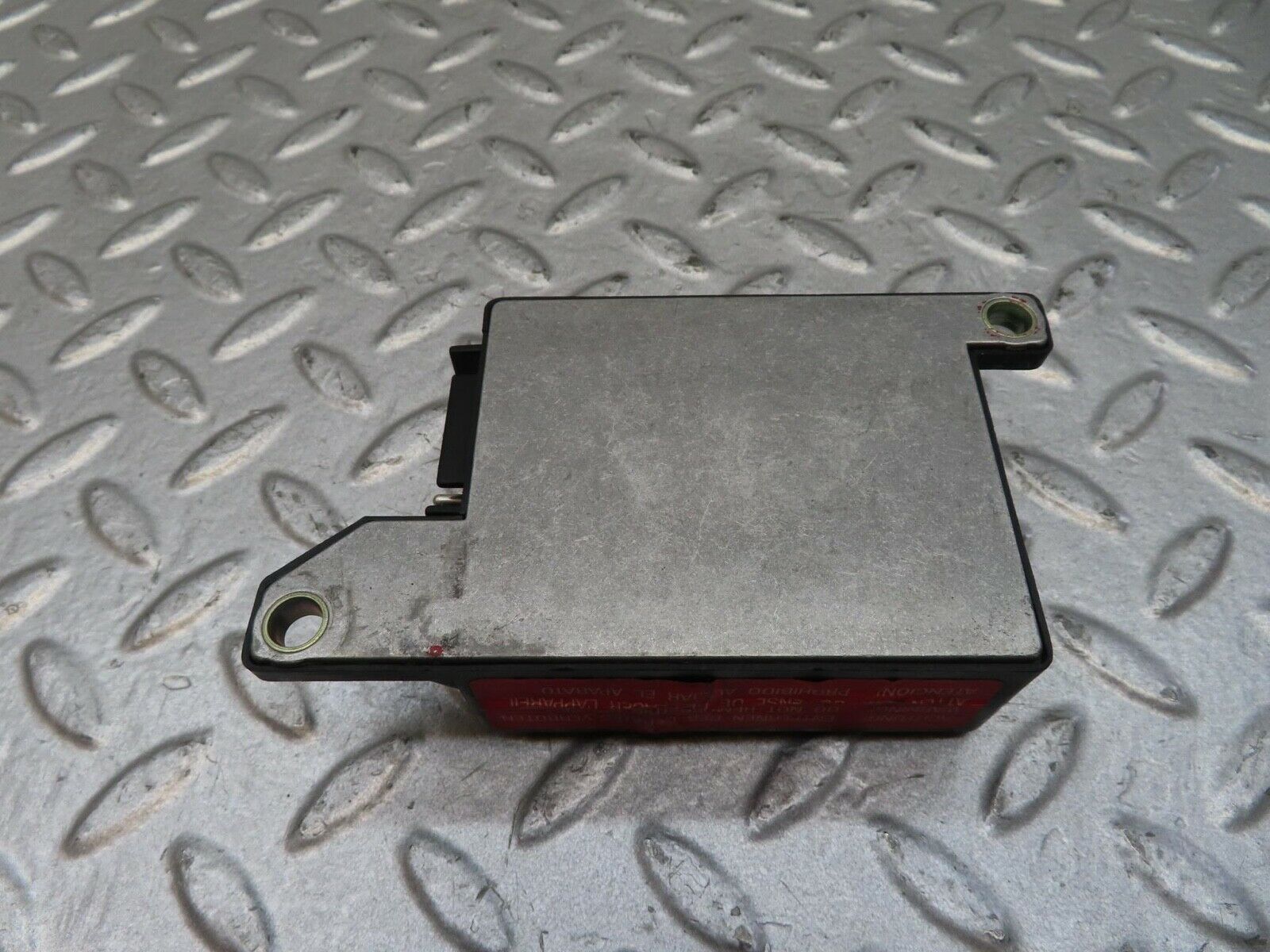 14694 Mercedes-Benz W201 190E Crash Sensor 0048202410