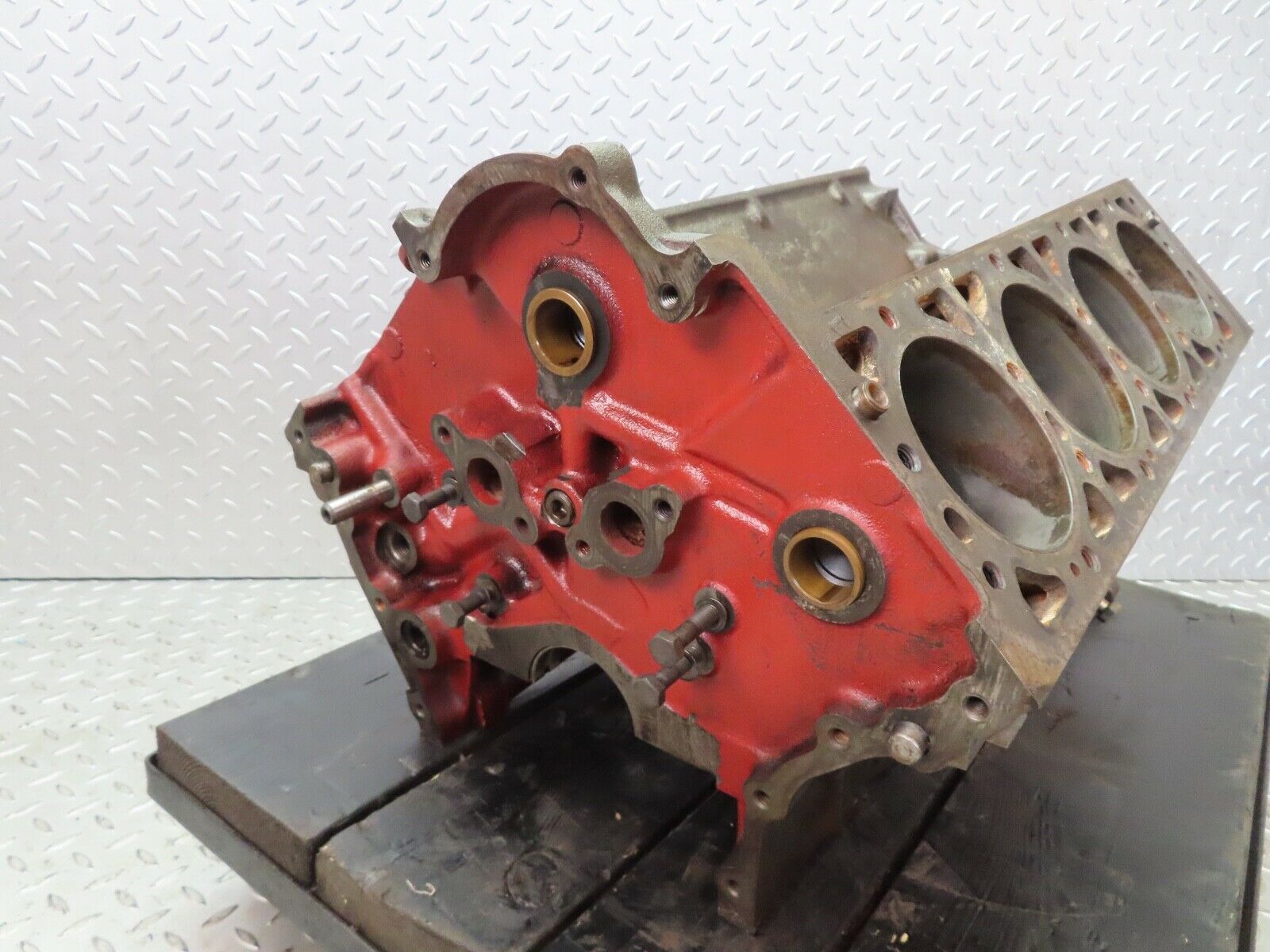 7562 Mercedes-Benz C107 350SLC Coupe Engine Block 1160110601 M116.982