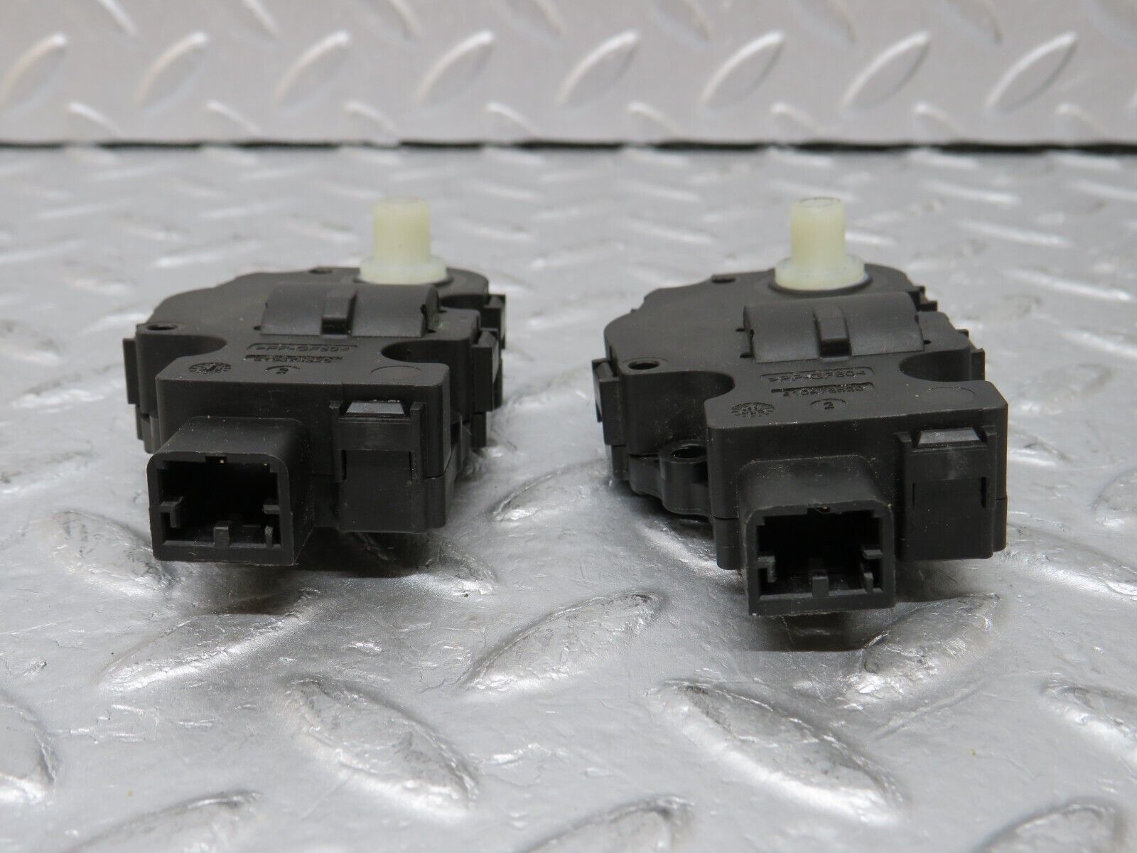 35276 Mercedes-Benz W221 Heater Actuator Motor 2x