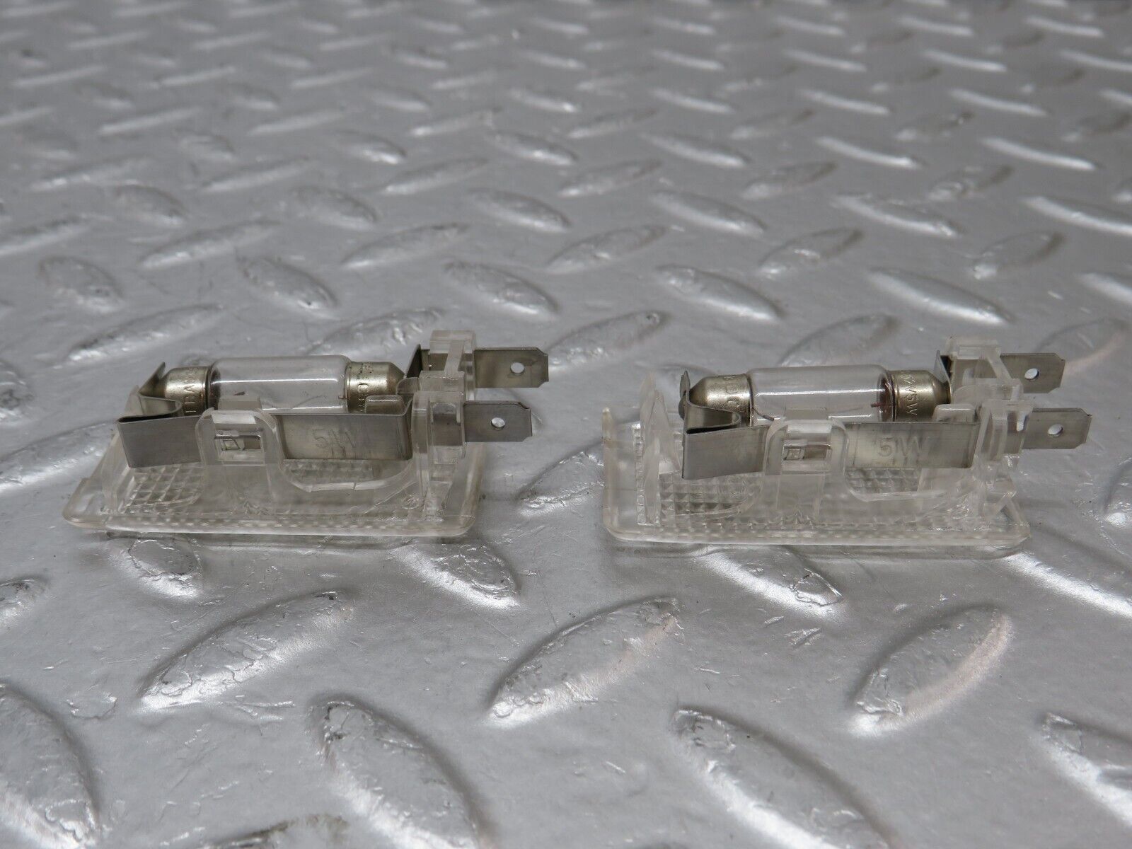 34758 Mercedes-Benz W210 320E Door Interior Light 2x