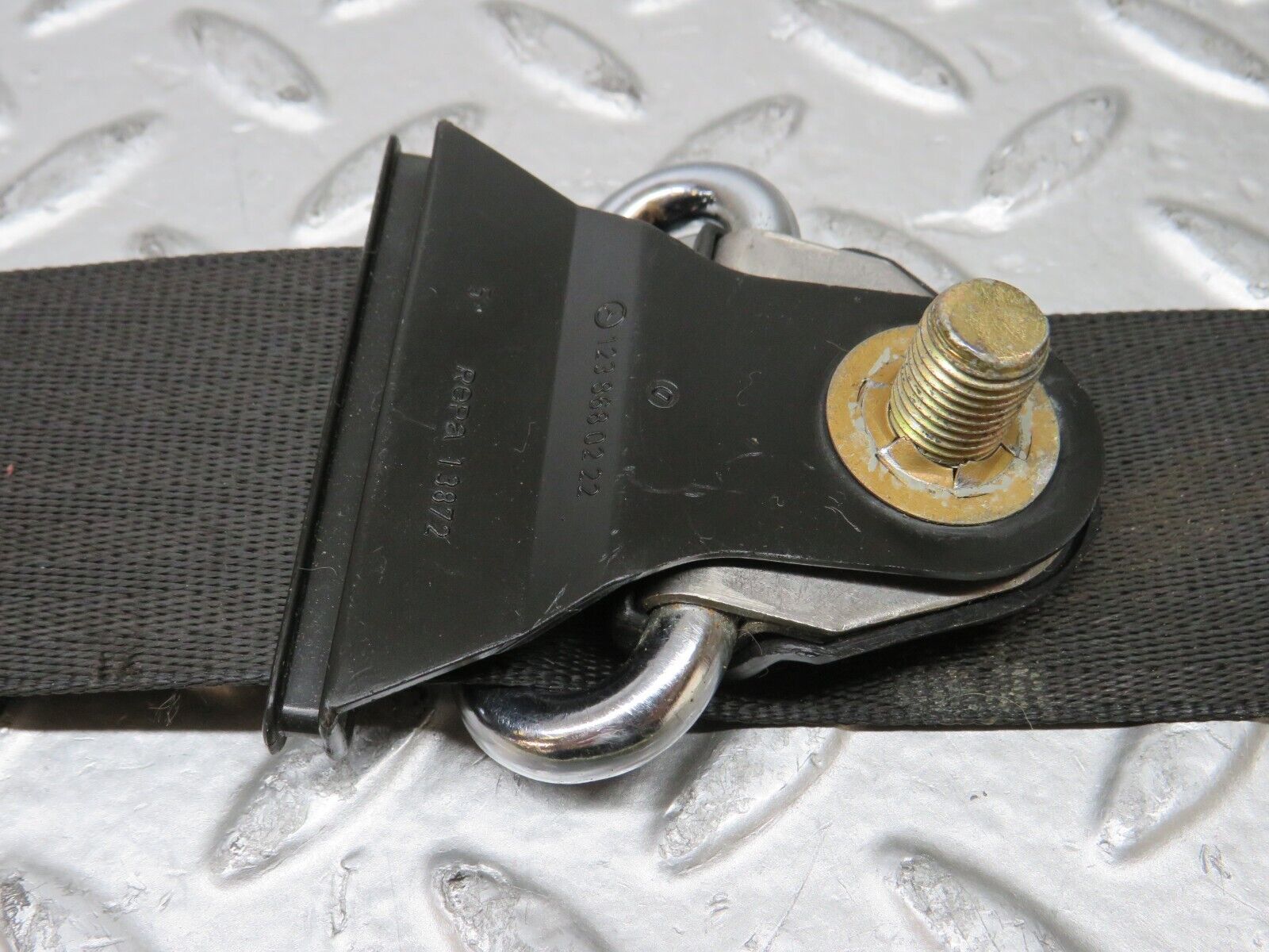 28634 Mercedes-Benz W123 280E Front Right Seat Belt 1238602686