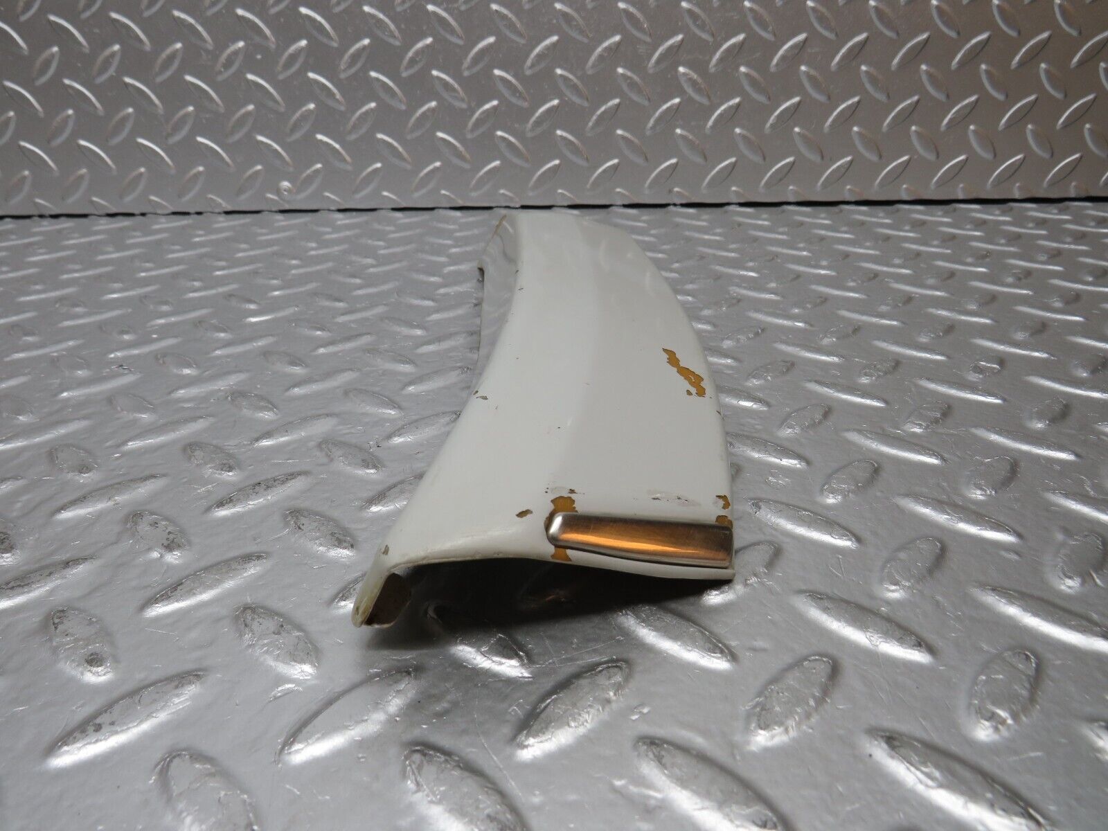 30406 Mercedes-Benz W124 230E Rear Left Fender Wing Lower Moulding Trim 1246901940