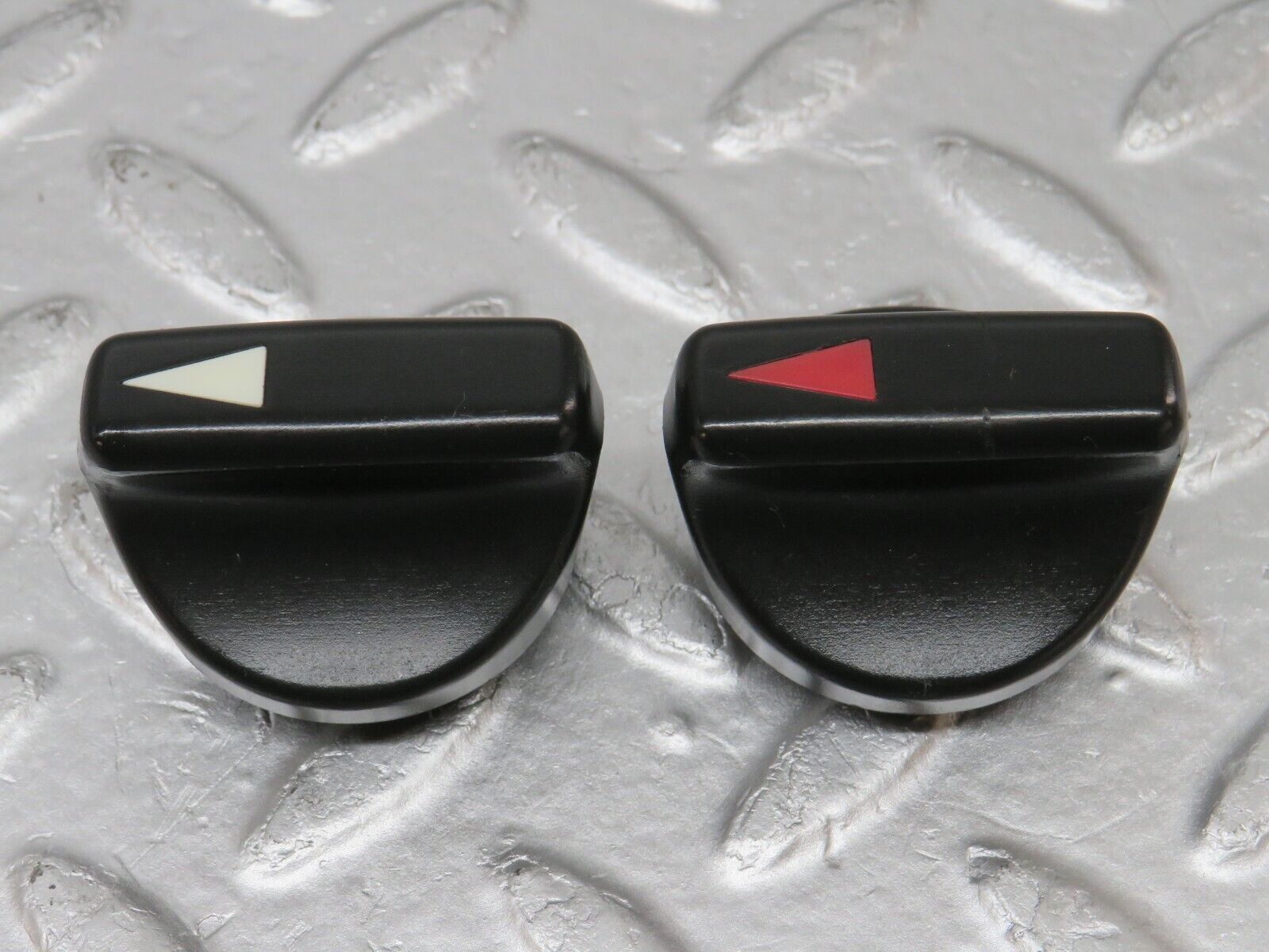 33736 Mercedes-Benz W201 190E 2.0L Heater Control Knob