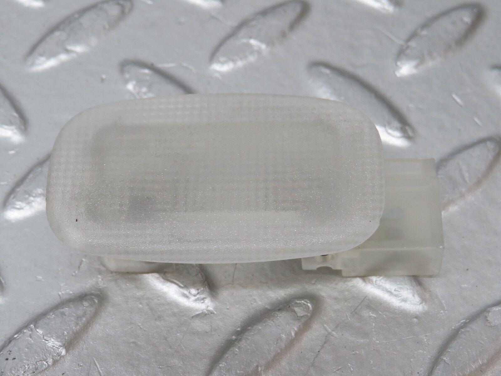 34764 Mercedes-Benz W210 320E Interior Roof Light 2088200501