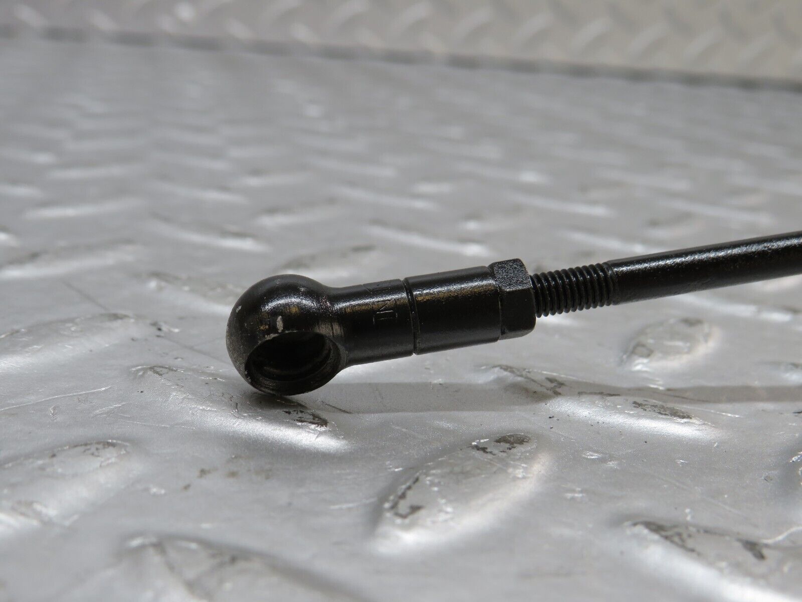 36371 Mercedes-Benz W126 420SE Throttle Linkage