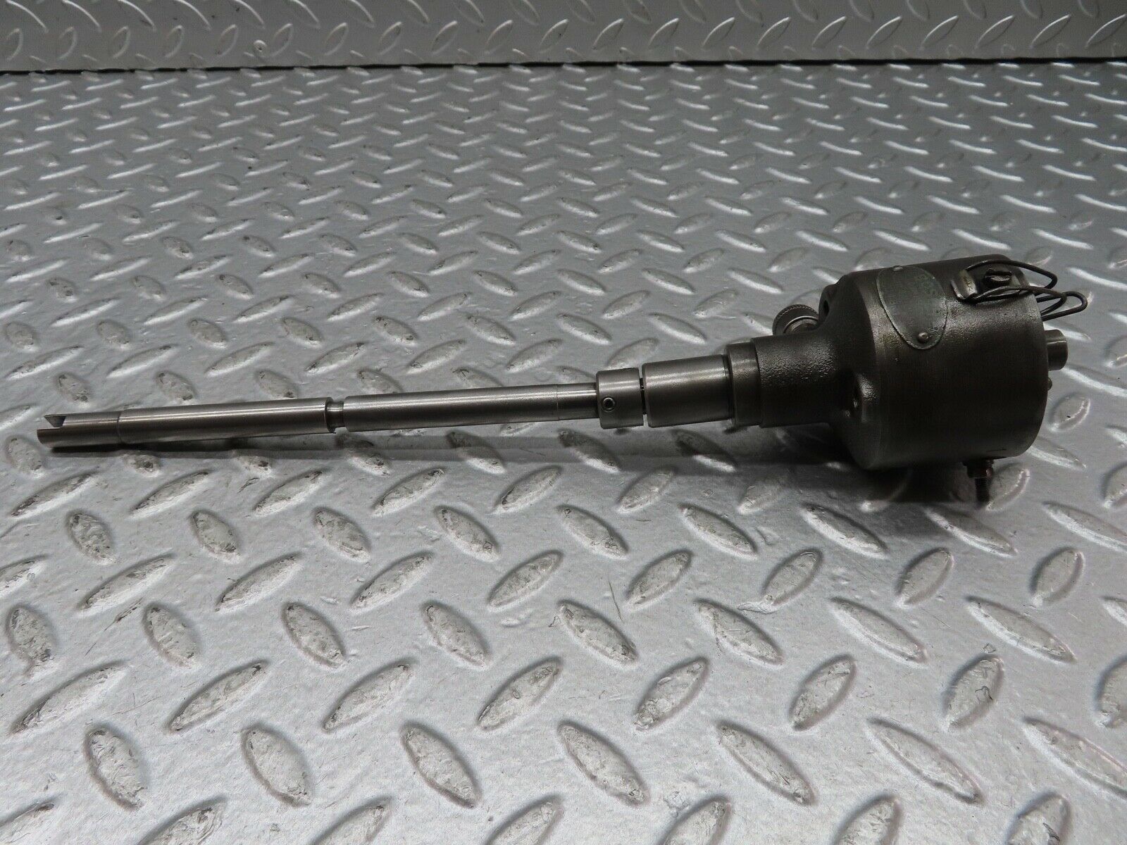 18573 Mercedes-Benz W136 170V Ignition Distributor Bosch VJU4BR1