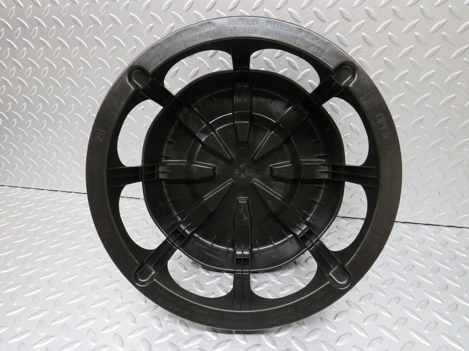 34794 Mercedes-Benz W210 320E Spare Wheel Holder 1248980765 2108980307