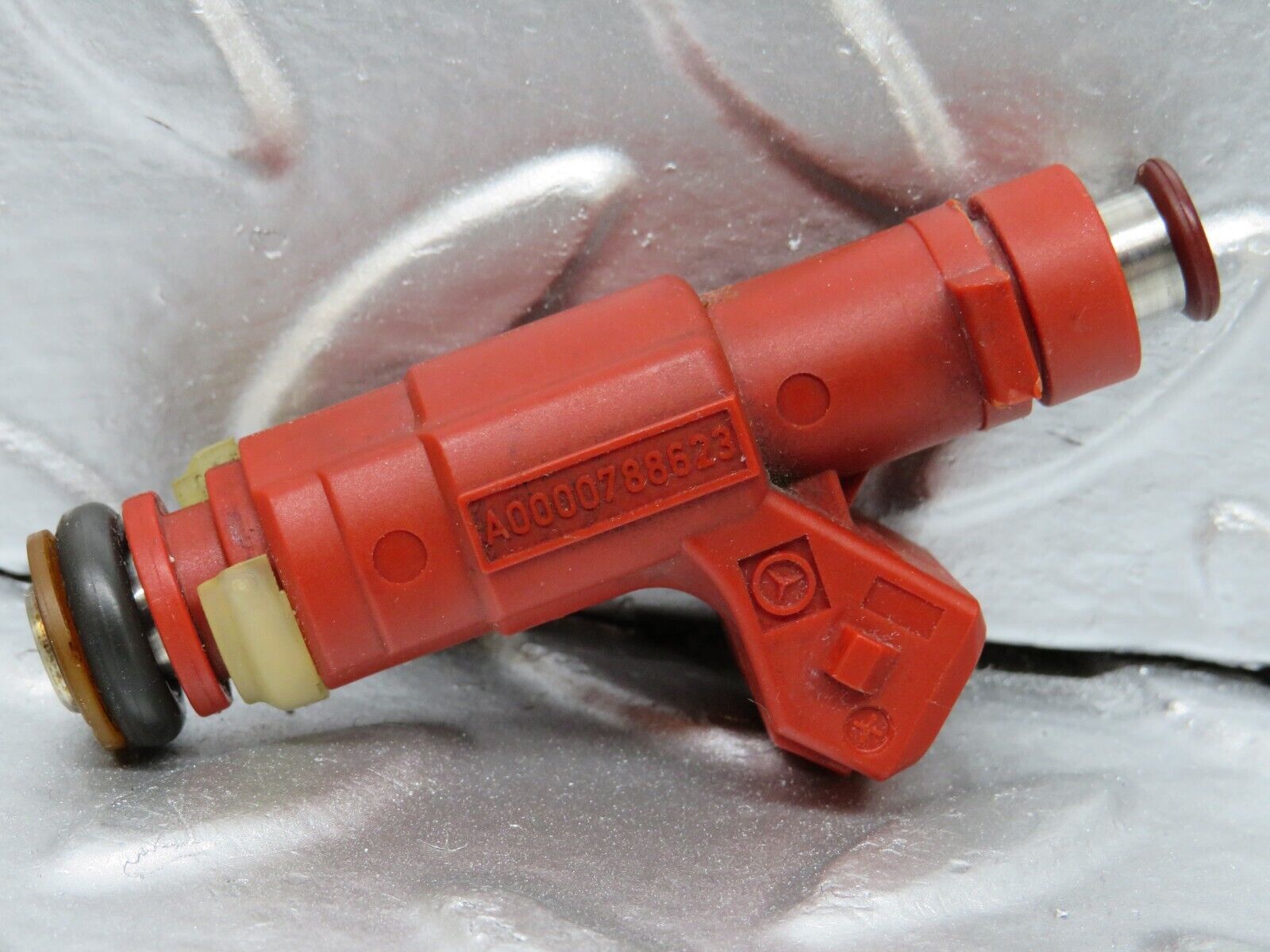 24909 Mercedes-Benz W140 S320 Fuel Injector Bosch 0000788623