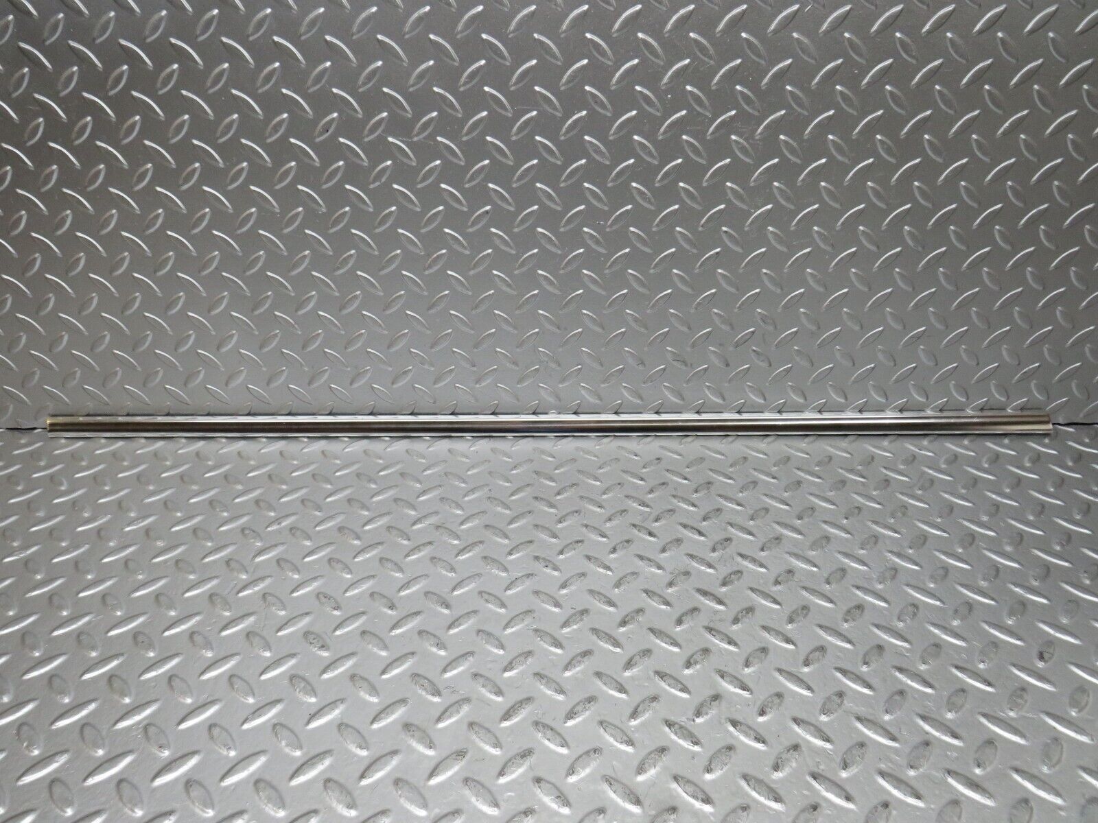 27117 Mercedes-Benz W123 280E Rear Right Door Card Chrome Trim