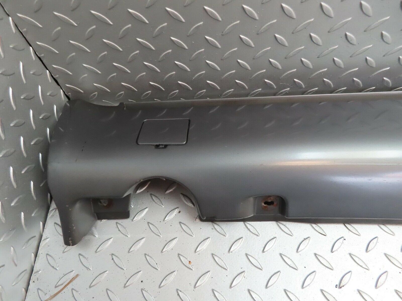 15136 Mercedes-Benz W140 S320 Side Skirt Right Side 1406901440