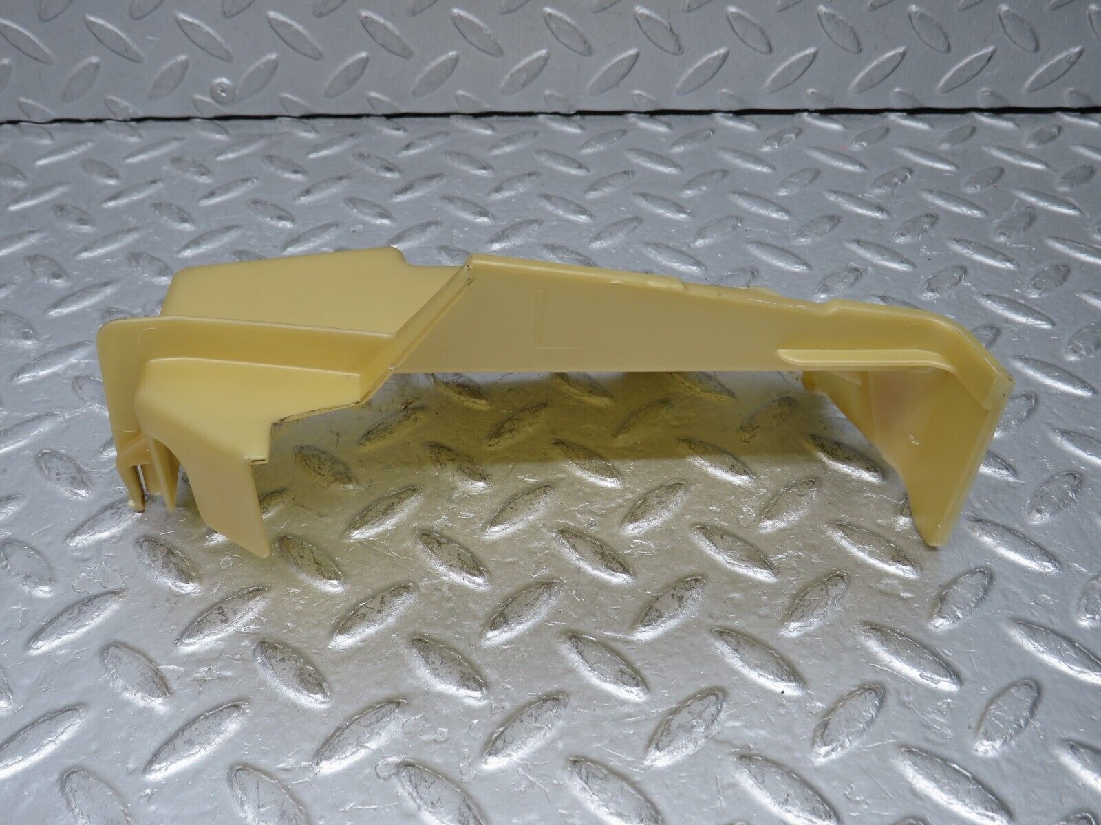 37774 Mercedes-Benz A124 320E Cabriolet Left Door Lock Mechanism Cover 1247231908