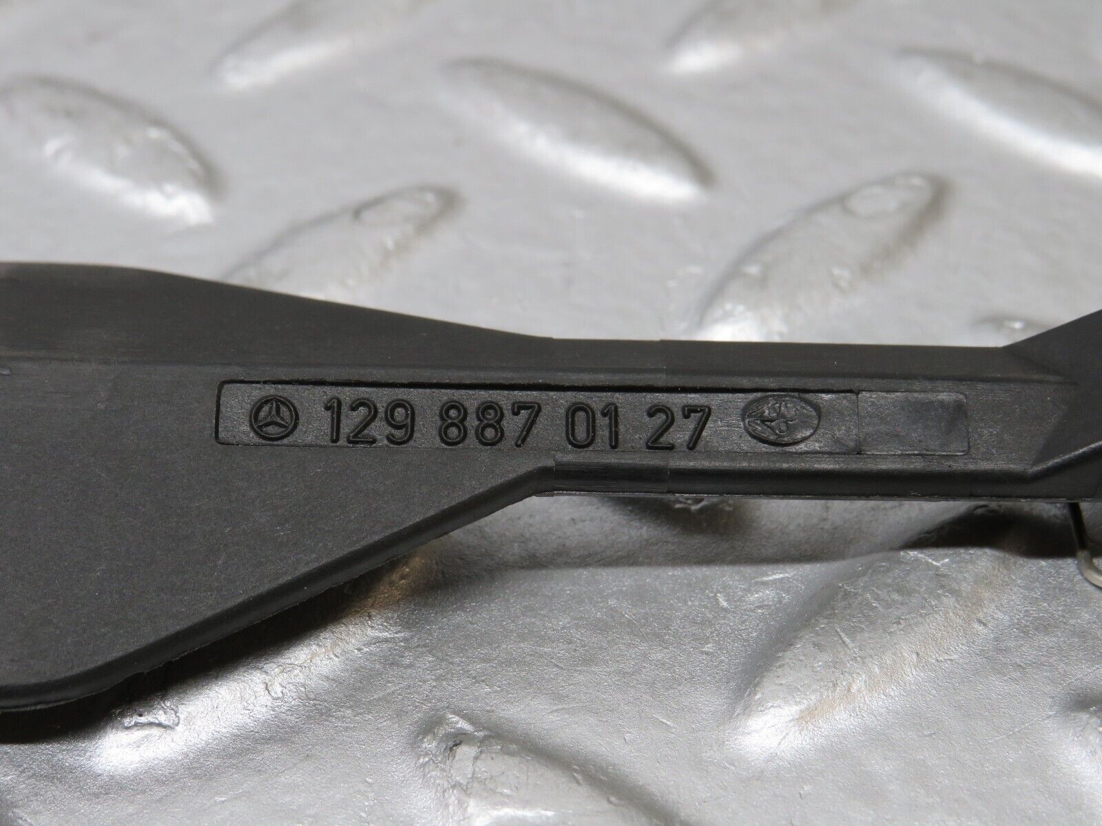 38457 Mercedes-Benz R129 280SL Coupe Bonnet Release Pull Handle 1298870127