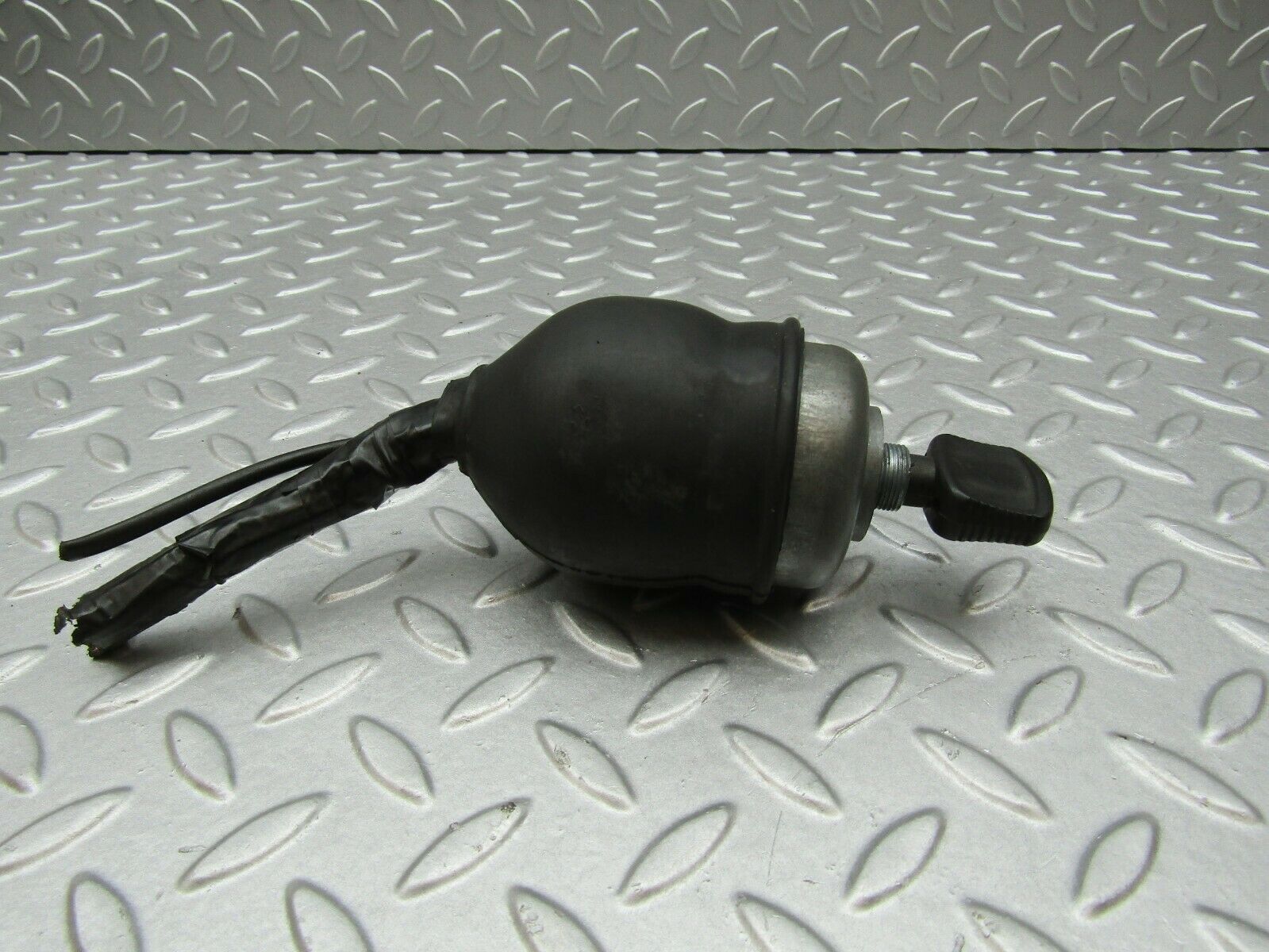 3387 Mercedes-Benz W108 280SE Headlight Switch