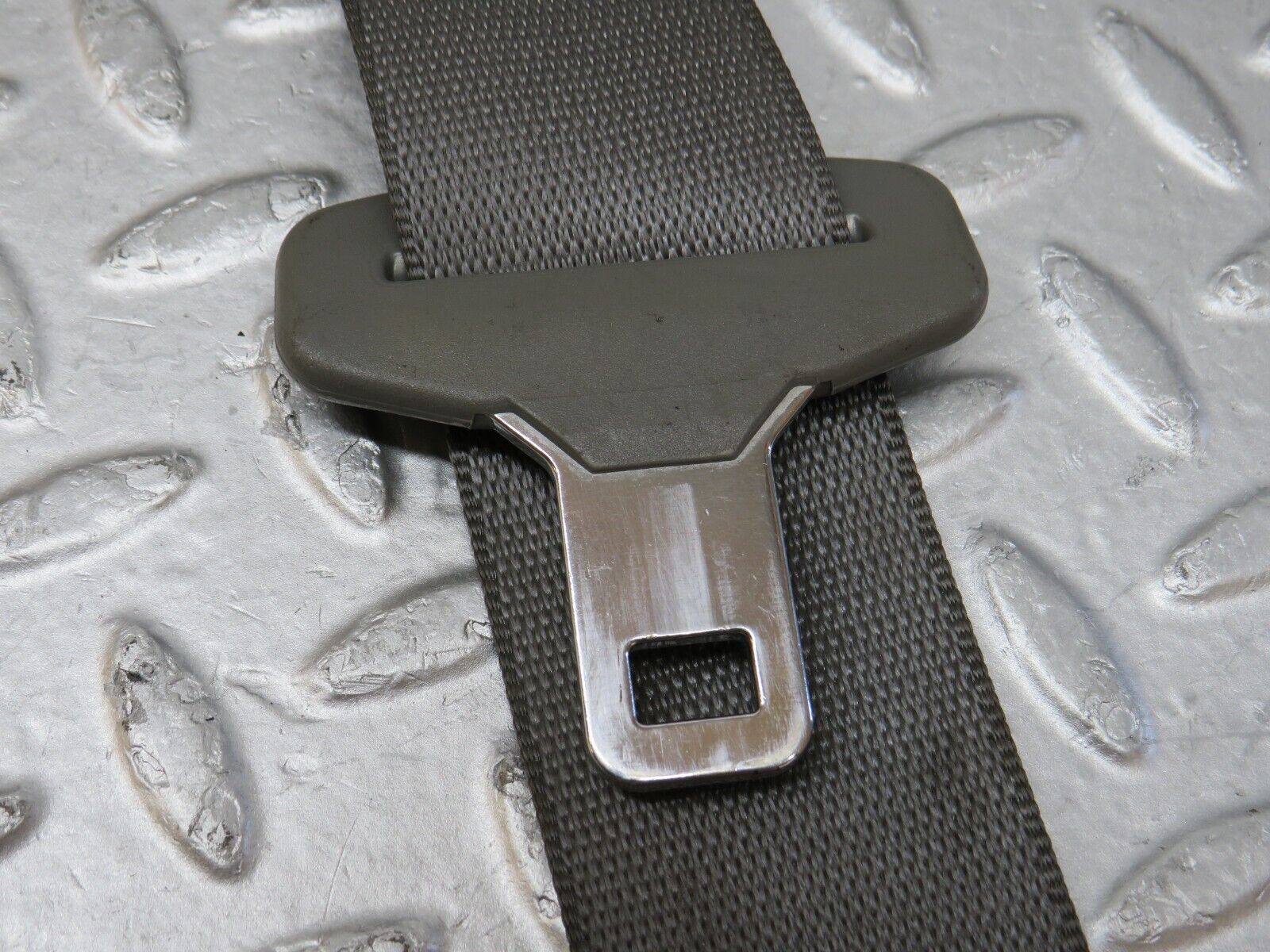 35278 Mercedes-Benz W221 Front Left Seat Belt 2218603185