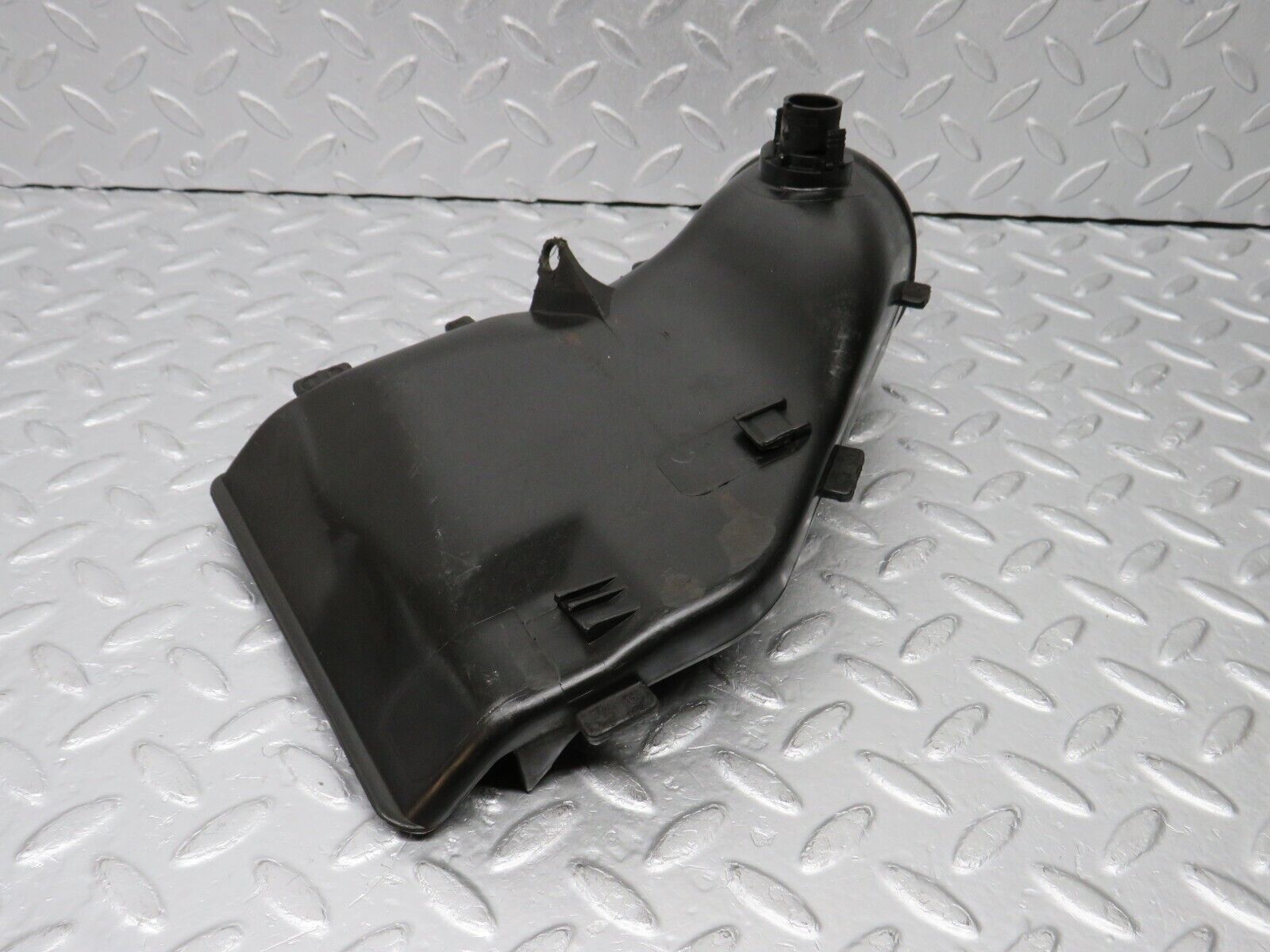 38779 Mercedes-Benz W201 190E 2.6L Air Intake Suction Pipe With Temperature Sensor 1030940511 0280130047