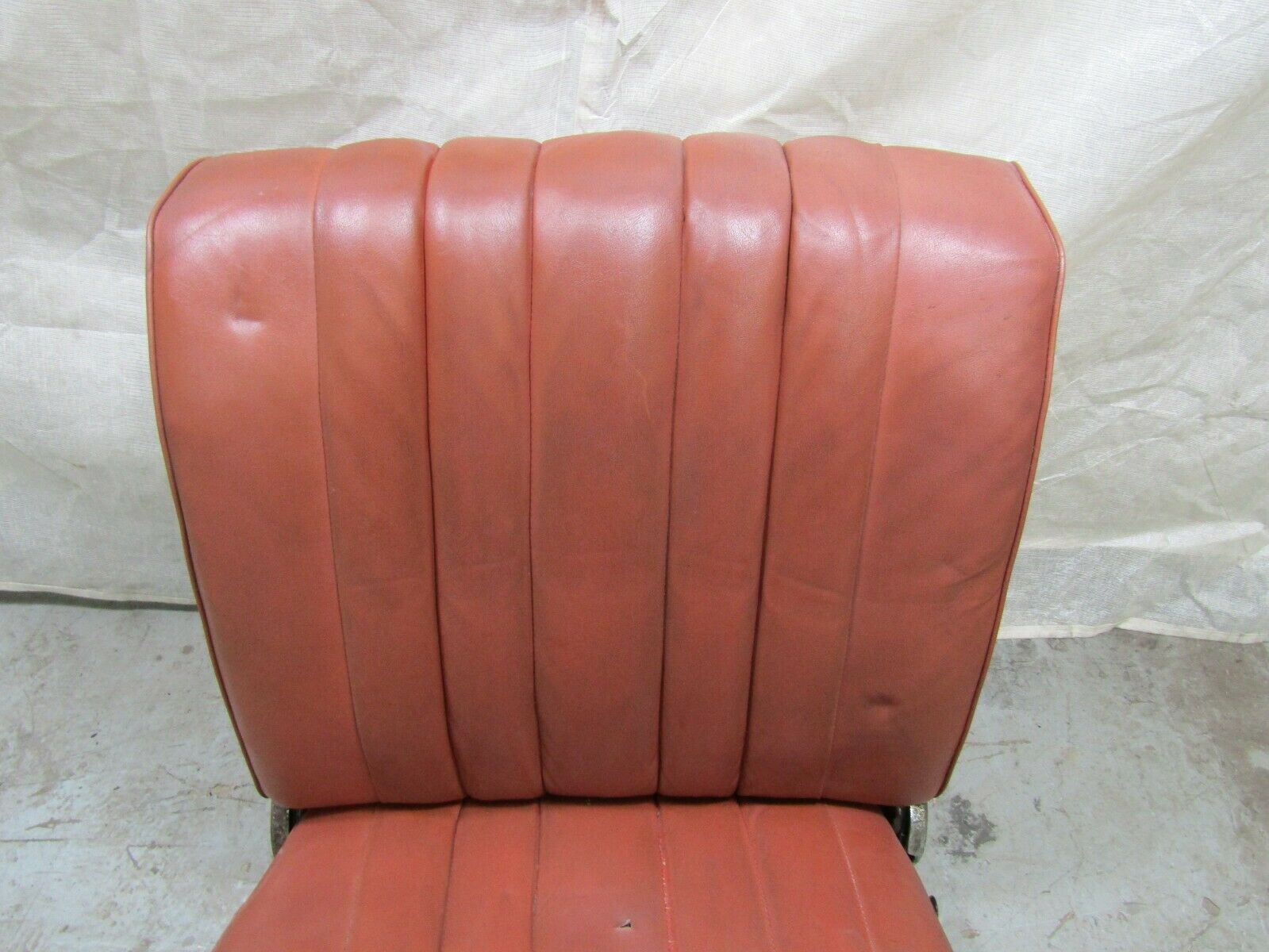 3254 Mercedes-Benz W105 PONTON Front Left Seat Driver Seat Red Faux Leather