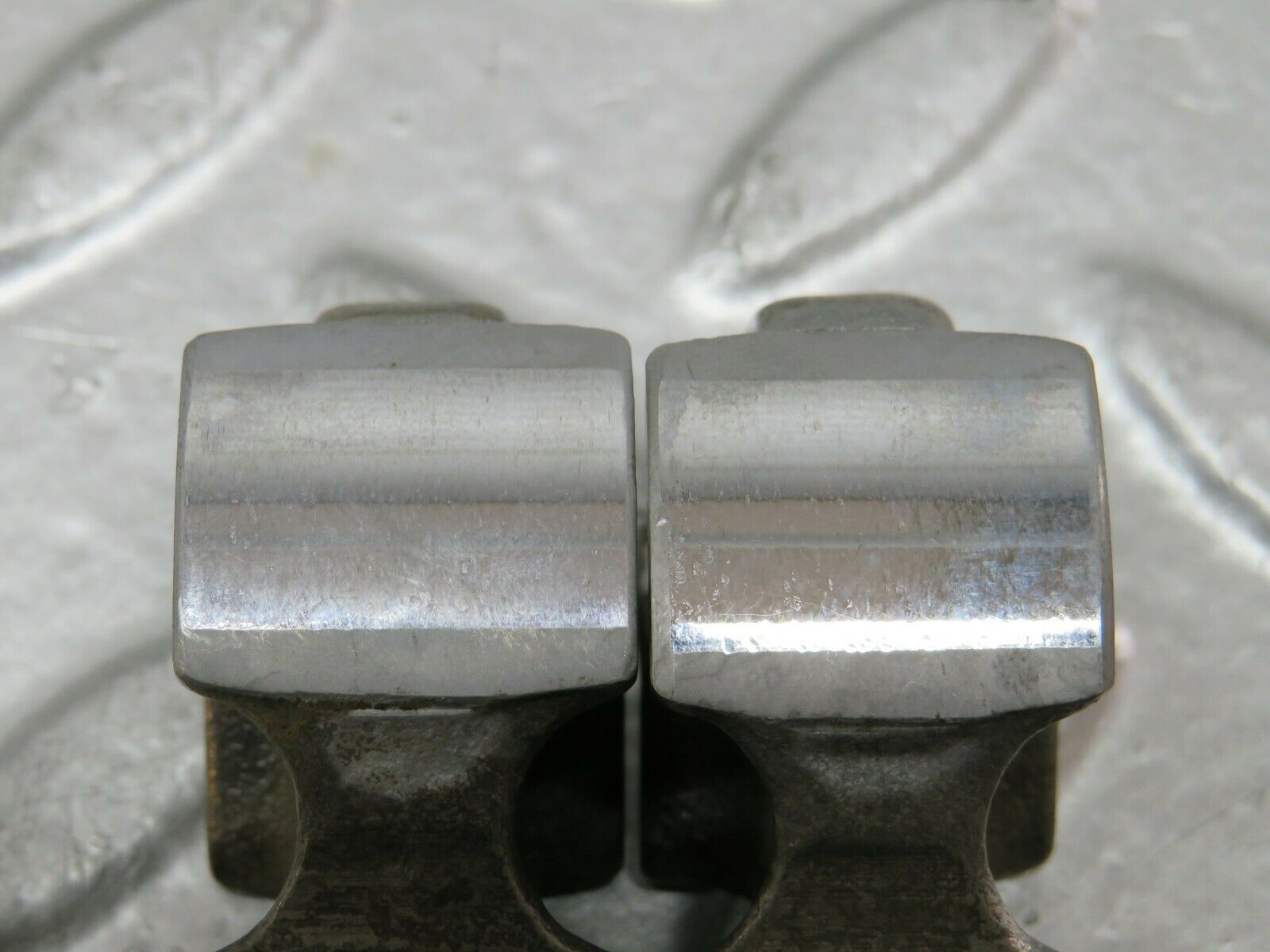 23575 Mercedes-Benz W114 280E Valve Rocker Arm With Retaining Spring