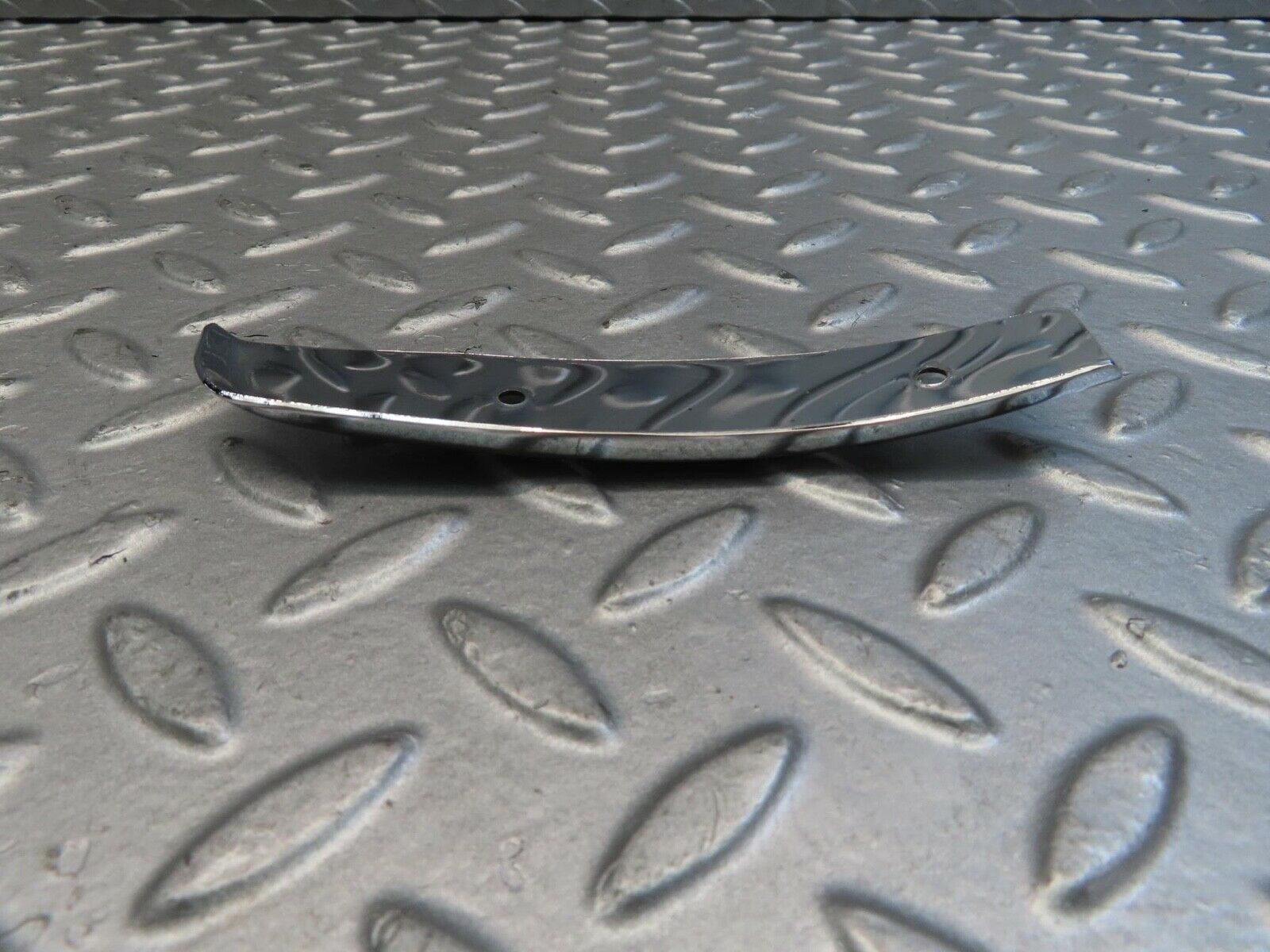 11359 Mercedes-Benz C123 230CE Coupe Right Door Chrome Front Cover