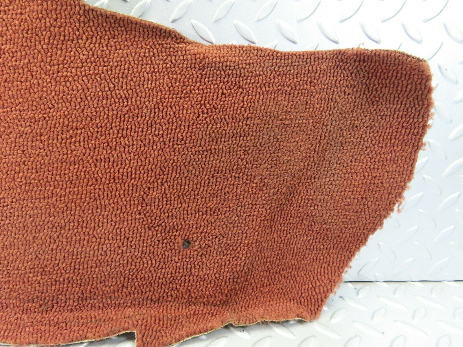 7672 Mercedes-Benz S123 230TE Wagon Centre Console Carpet Right Side