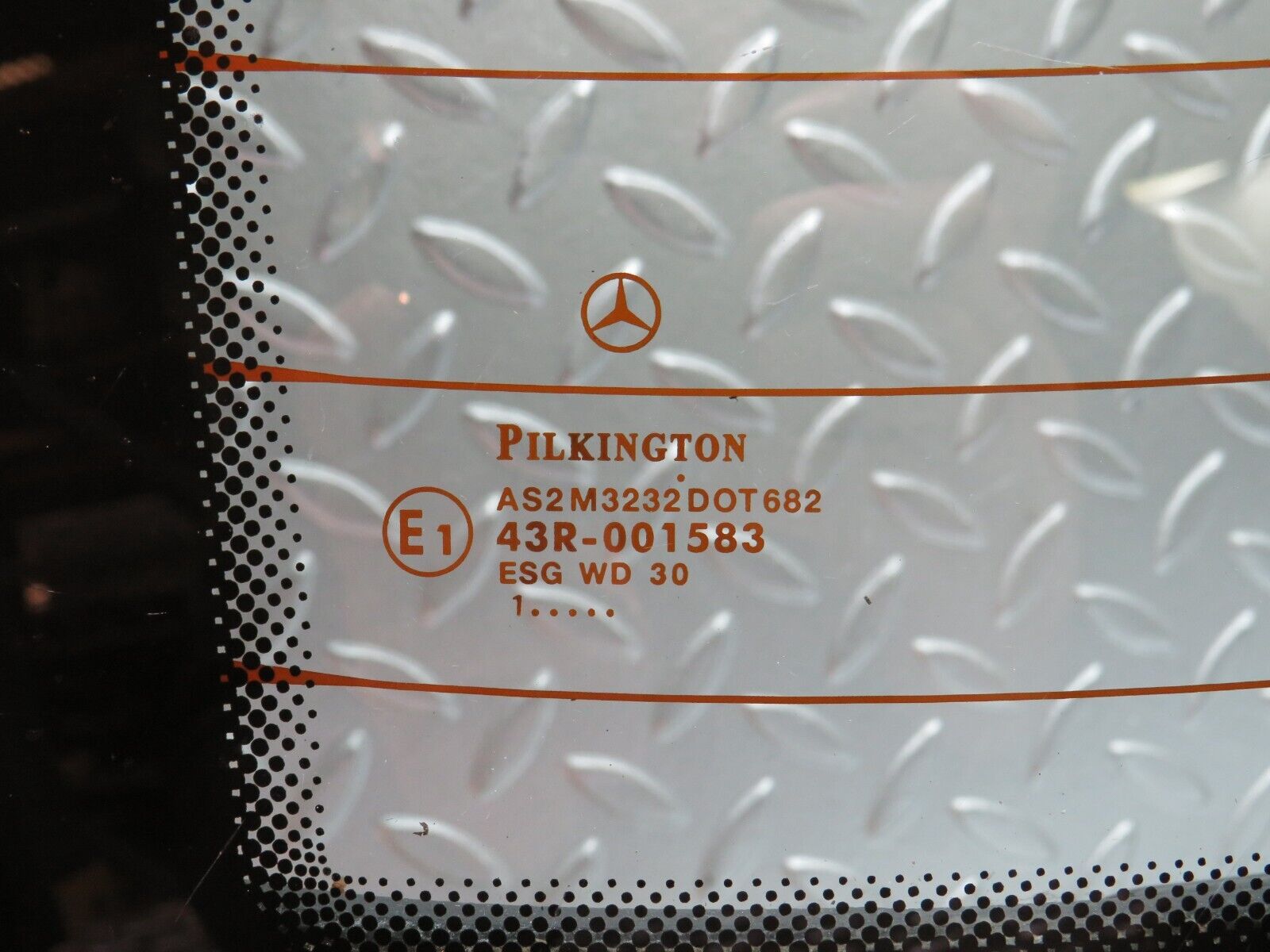 33206 Mercedes-Benz R170 SLK Hardtop Rear Windscreen