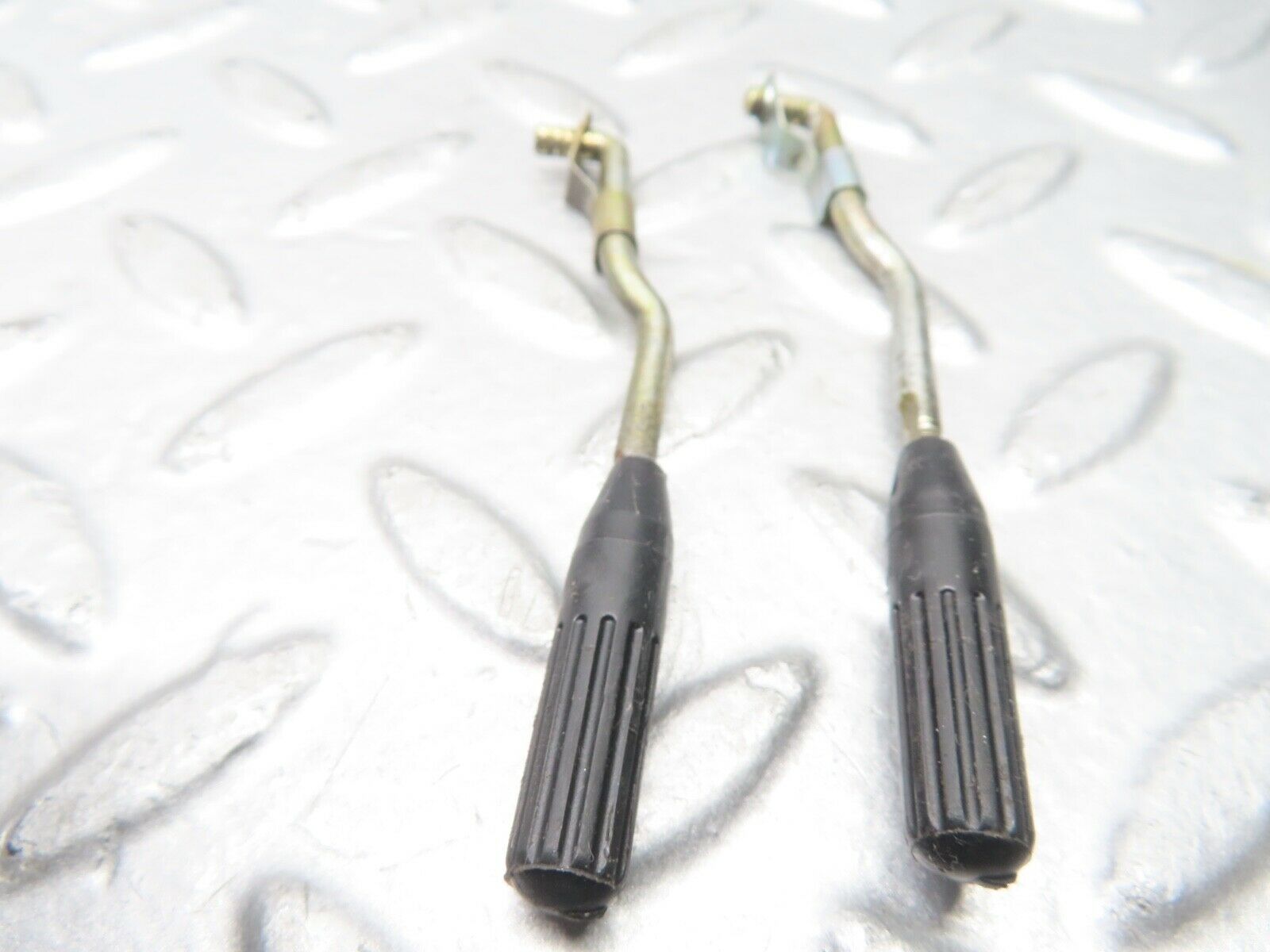 21630 Mercedes-Benz W126 300SE Front Door Lock Knob Pair