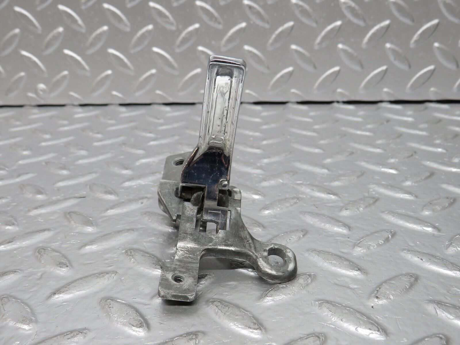 31007 Mercedes-Benz W123 230E Right Door Opener Door Handle 1237600261