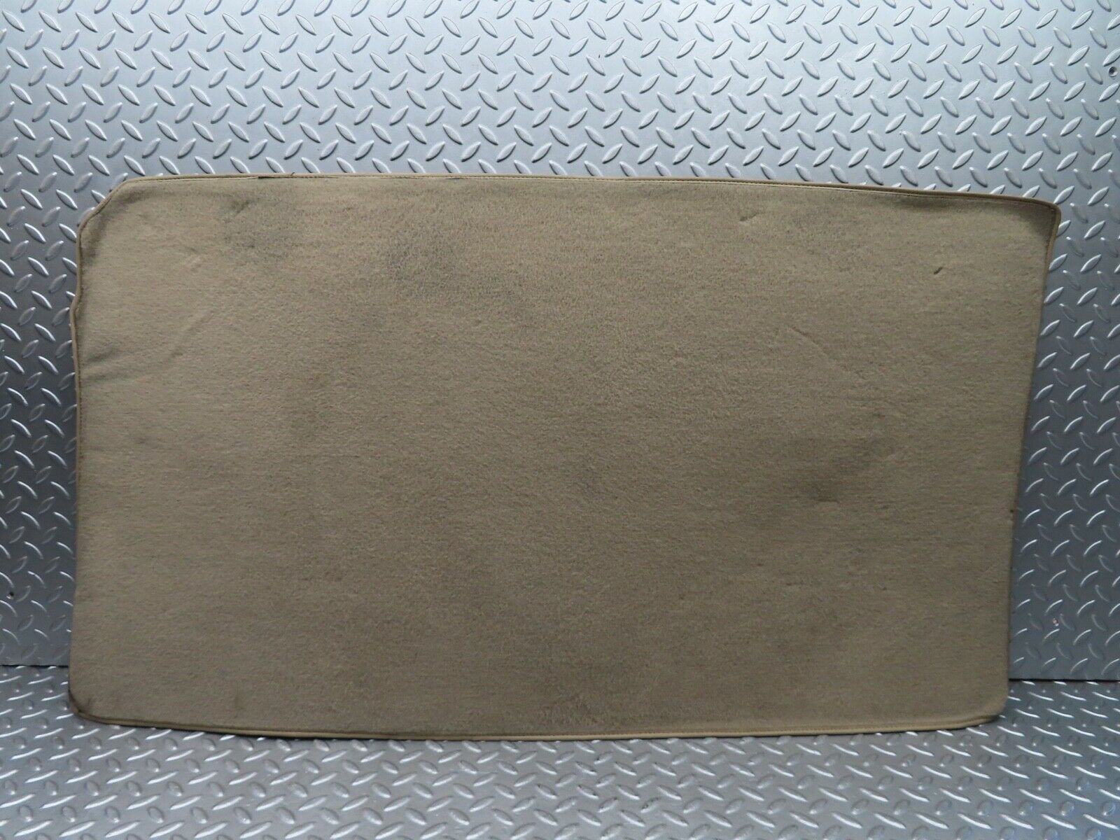 20186 Mercedes-Benz R129 300SL Coupe Trunk Boot Floor Carpet Cream