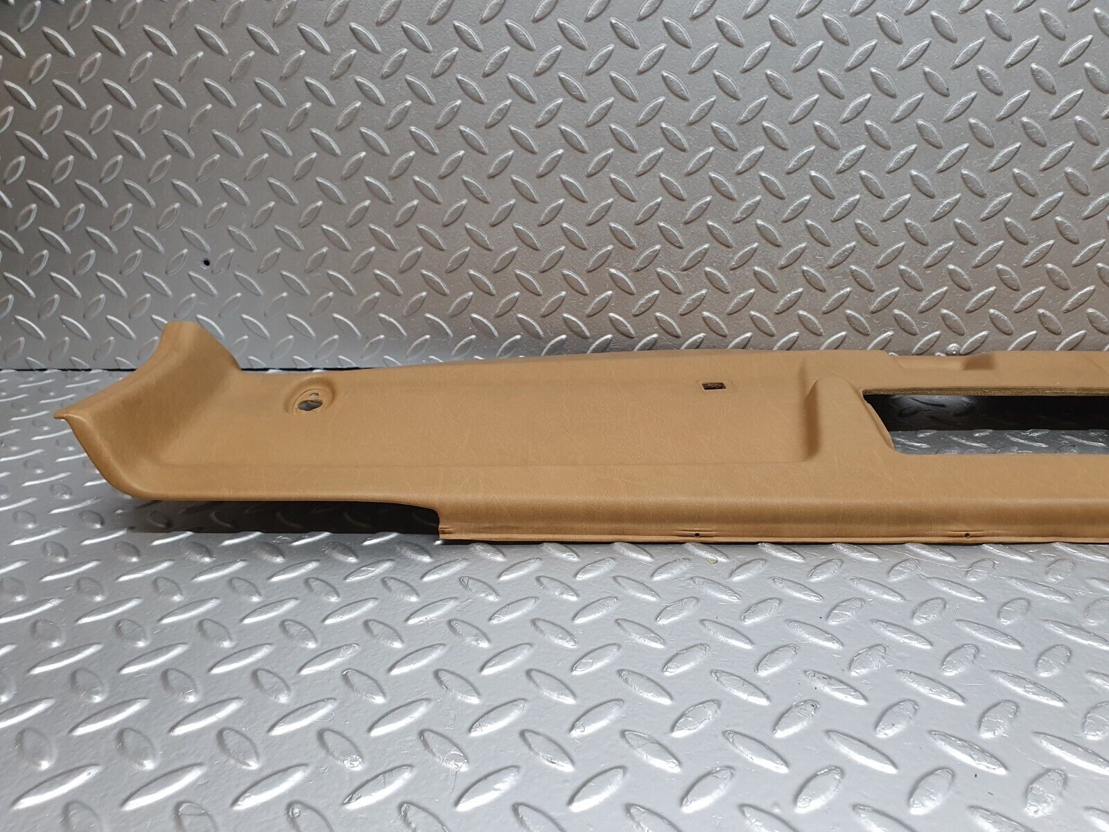 41377 Mercedes-Benz W124 200E Headlining Roof Panel Palomino