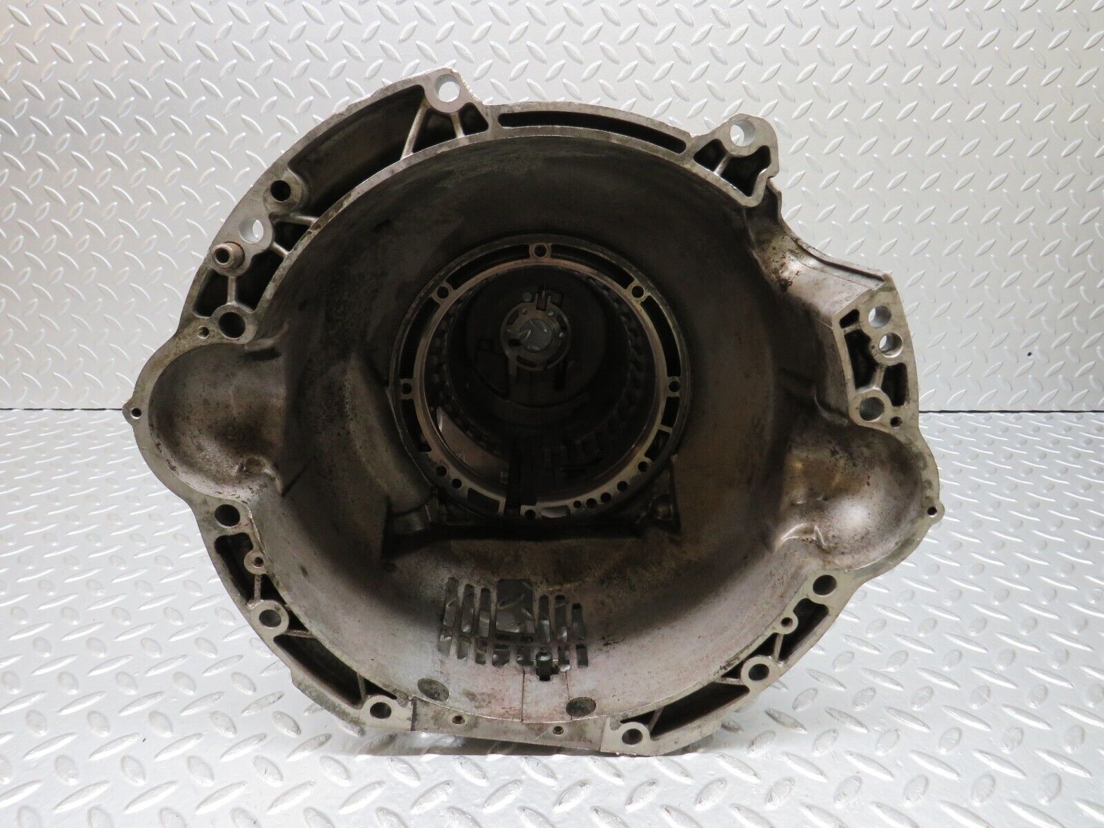 36399 Mercedes-Benz W126 420SE Automatic Gearbox Housing 722.355 1262706201 1262713701