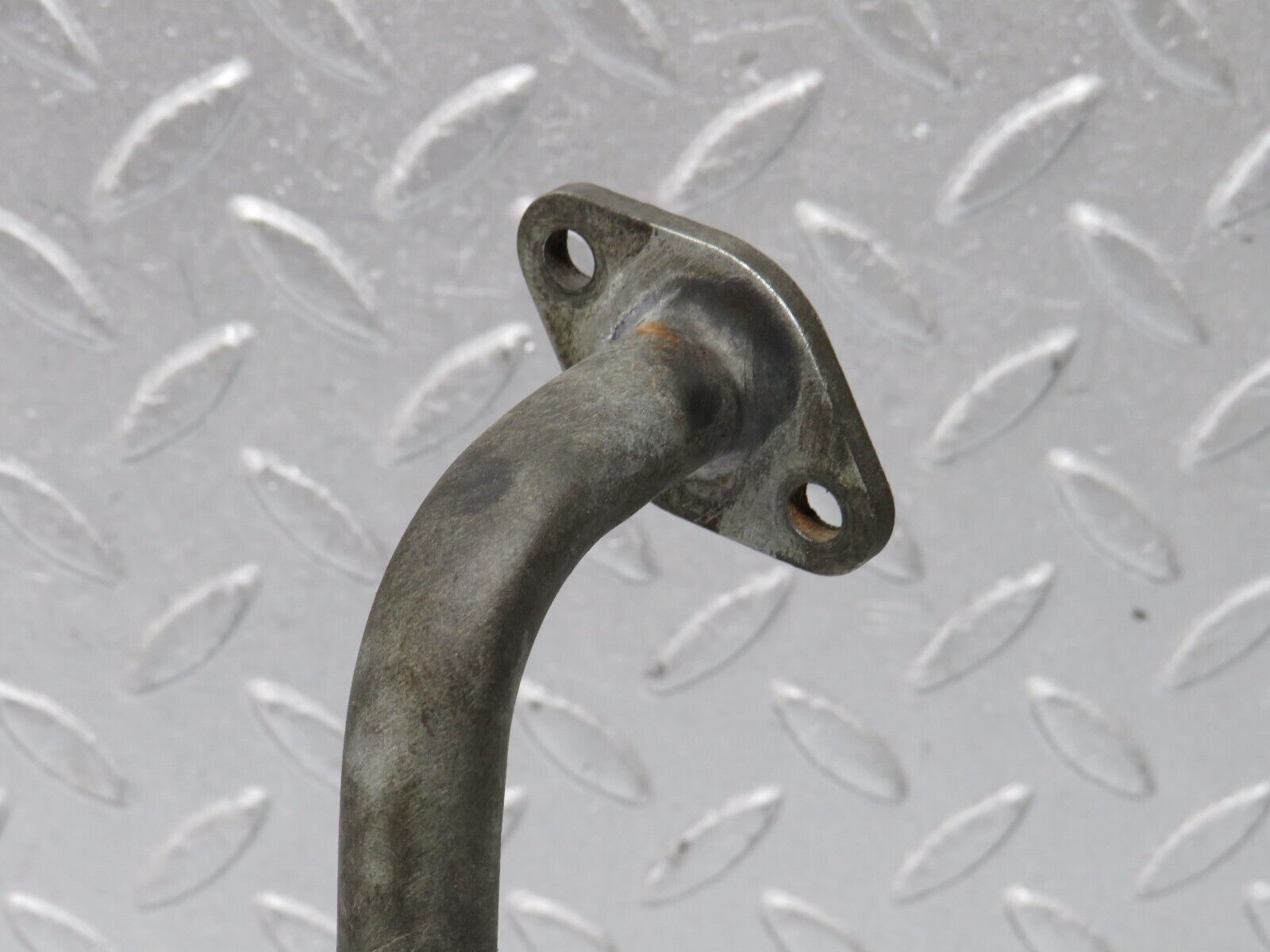 38169 Mercedes-Benz A124 320E Cabriolet Oil Filter Housing 1041840608