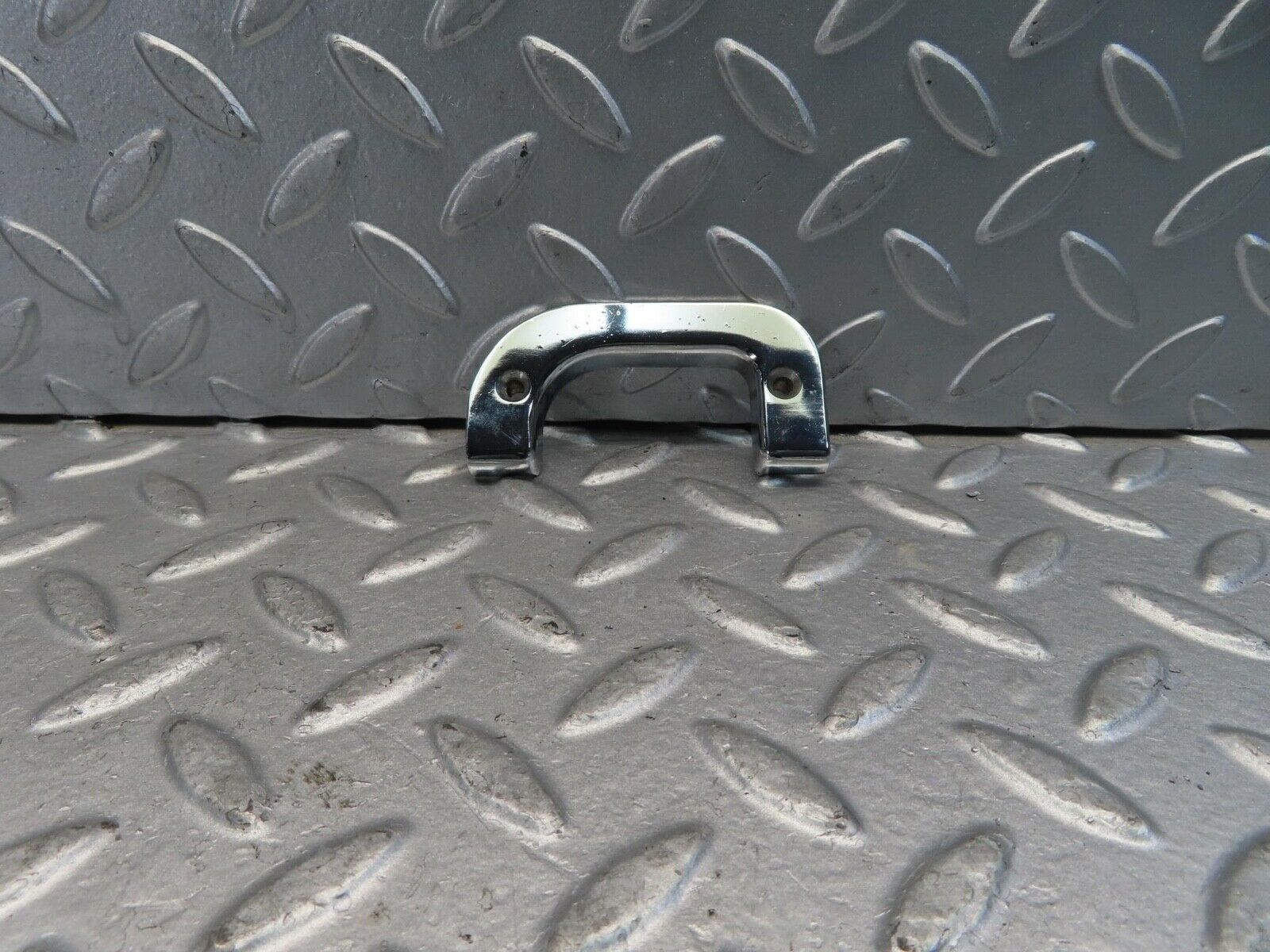 11390 Mercedes-Benz C123 230CE Coupe Left Chrome Door Latch Trim 1237230124