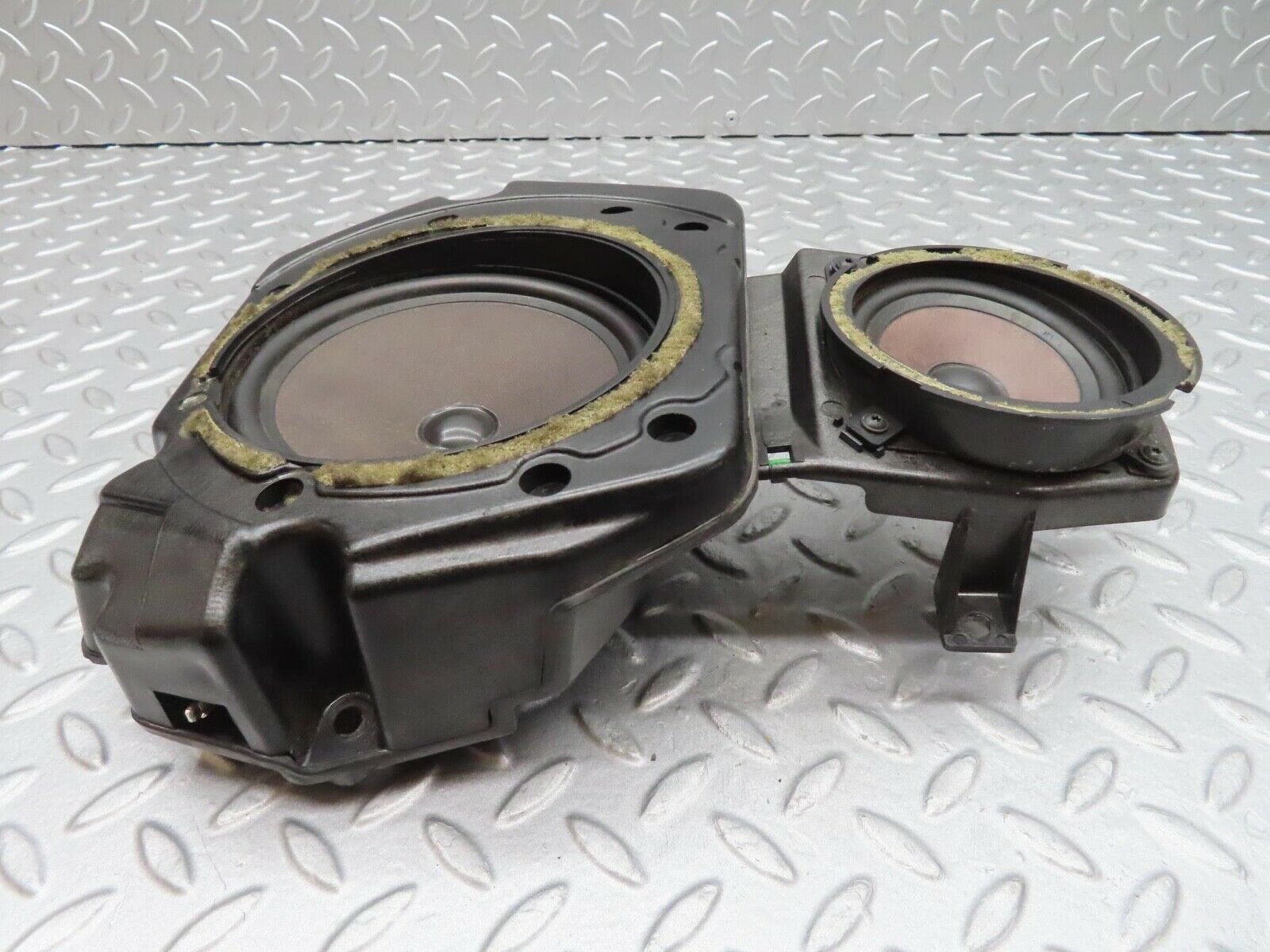 11967 Mercedes-Benz R129 300SL Coupe Right Door Speaker 1298200802