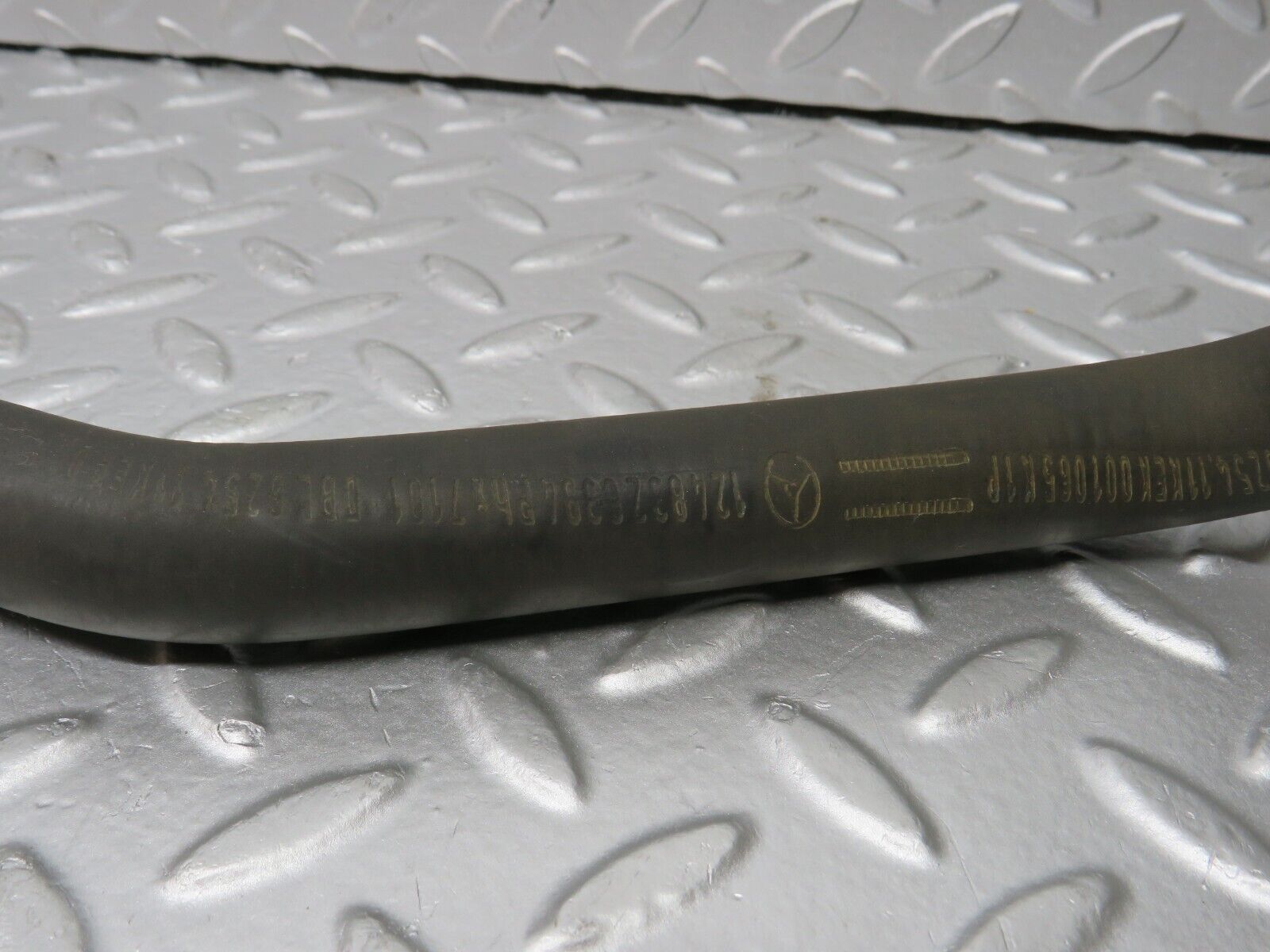 33936 Mercedes-Benz W124 260E Coolant Hose Pipe 1248326394