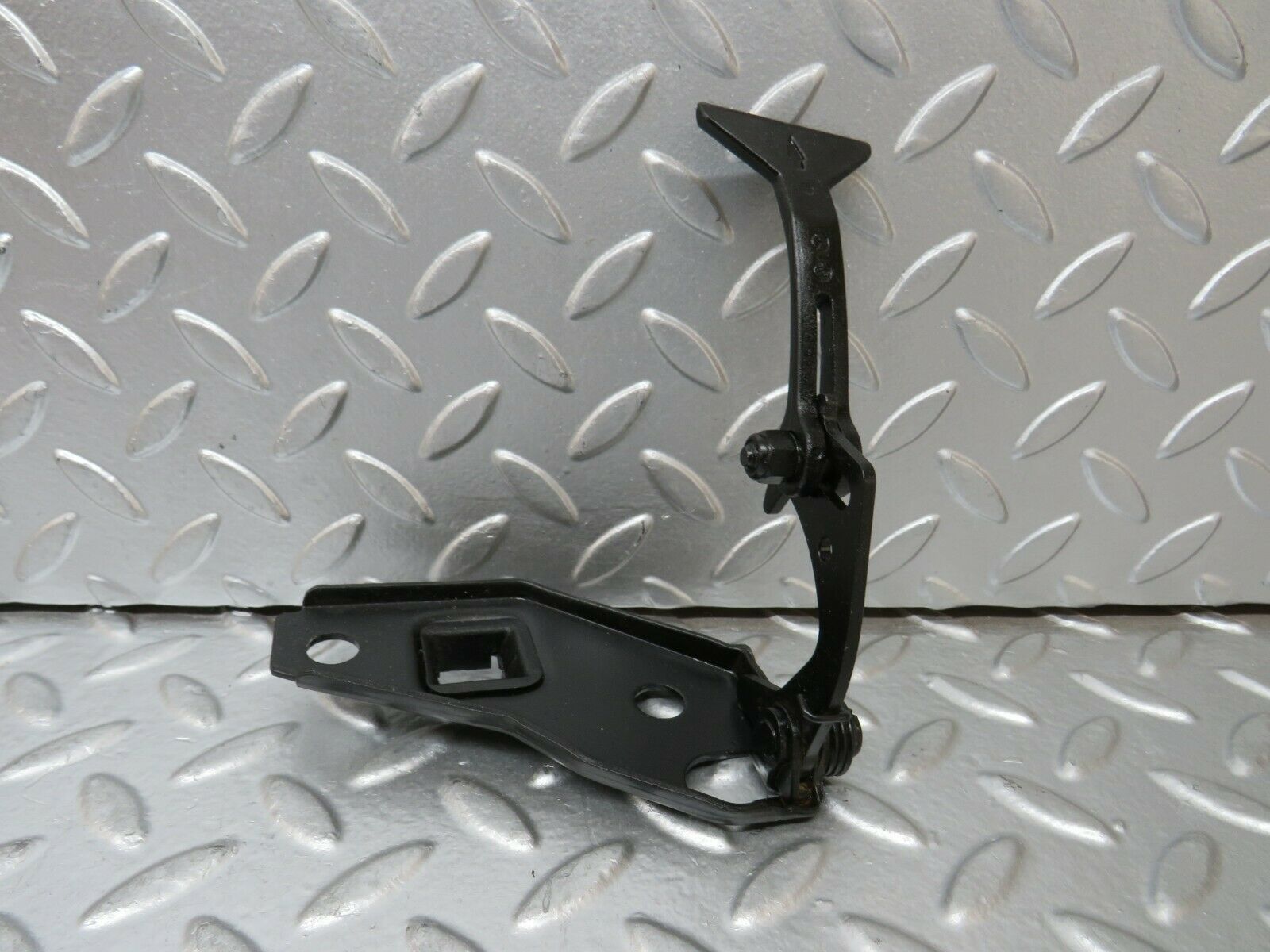 24338 Mercedes-Benz S124 220TE Wagon Bonnet Release Latch 1248800360