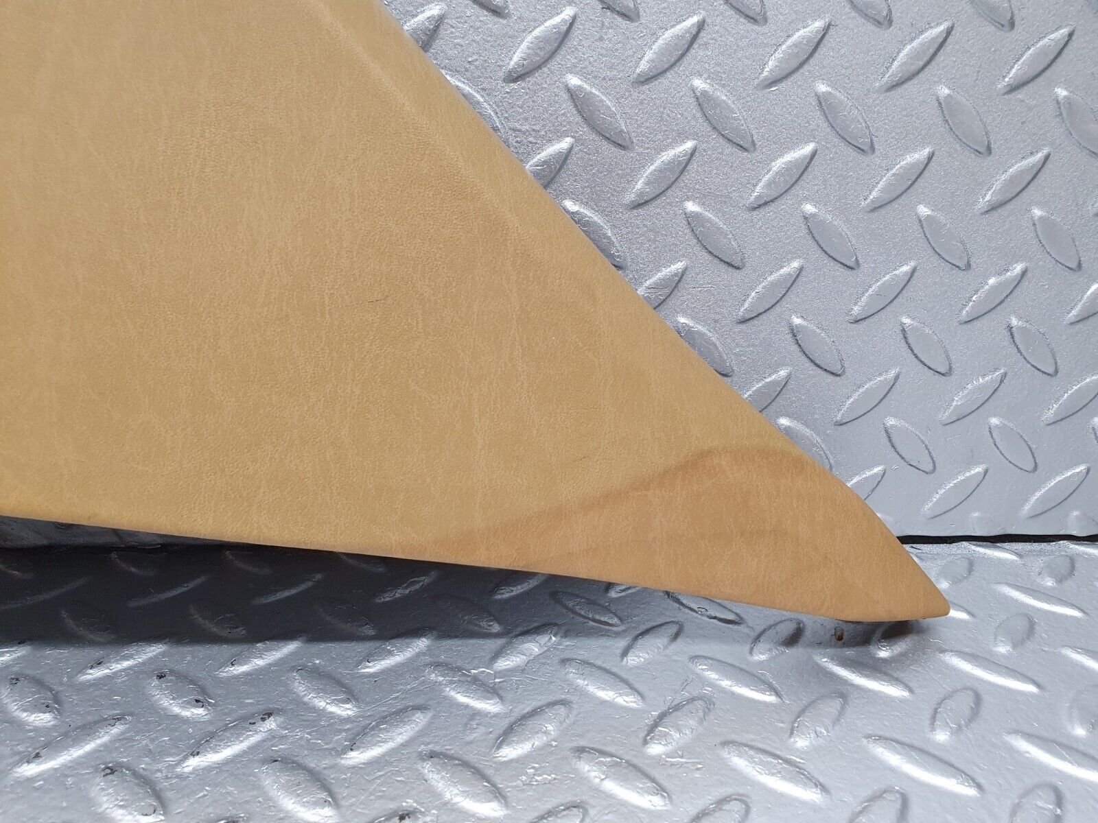 41381 Mercedes-Benz W124 200E C Pillar Cover Panel Right Palomino 1246950244