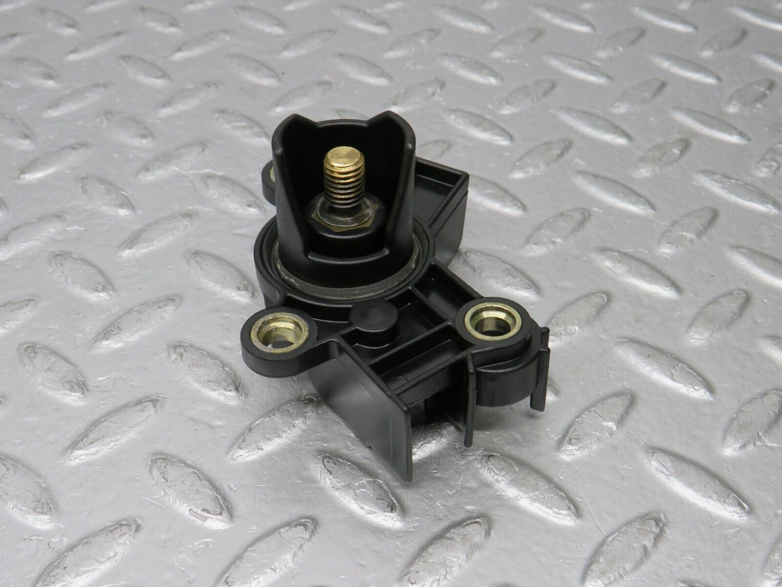 38391 Mercedes-Benz R129 280SL Coupe Positive Battery Cable Connector 1295460141