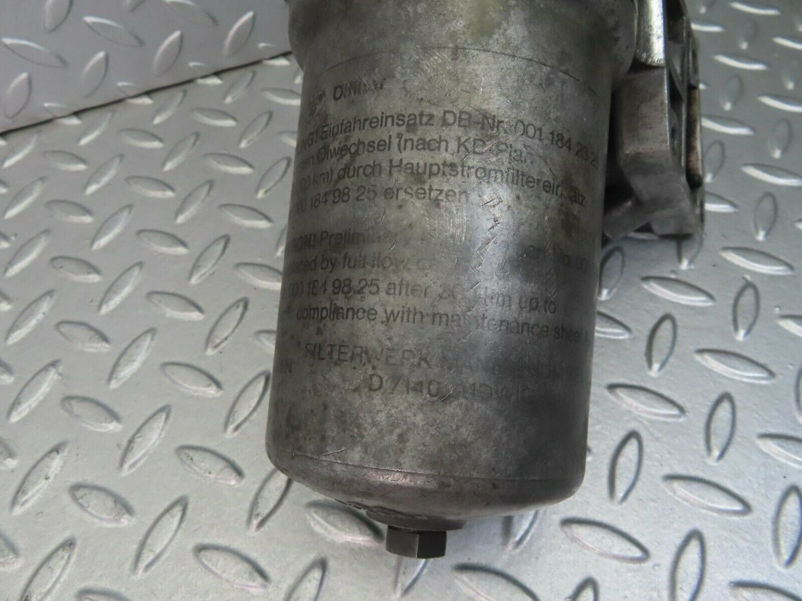 8766 Mercedes-Benz W114 Oil Filter Housing 1101800010