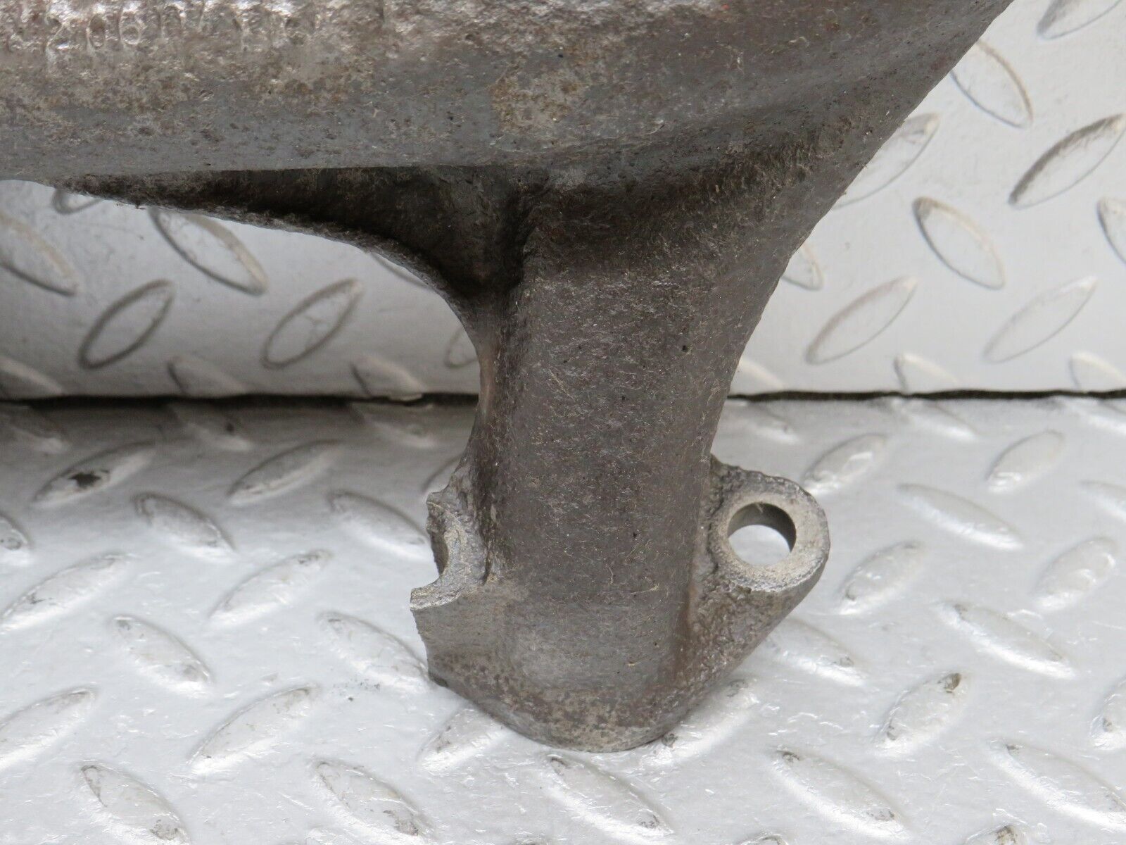 35928 Mercedes-Benz 240D OM616.912 Exhaust Manifold 6151420601