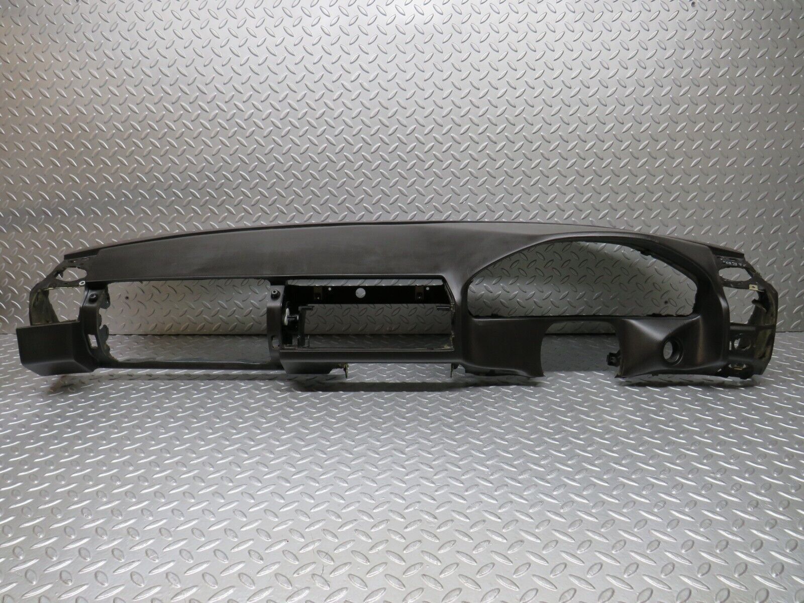 38610 Mercedes-Benz R129 280SL Coupe Dashboard Black