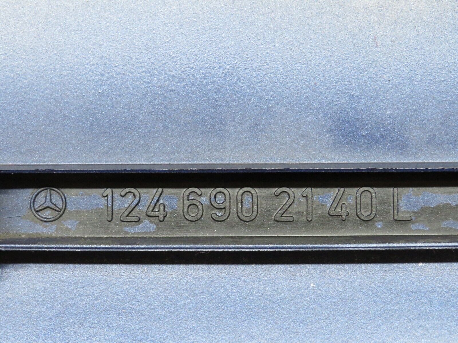 28973 Mercedes-Benz C124 320CE Coupe Left Door Moulding Trim 1246902140